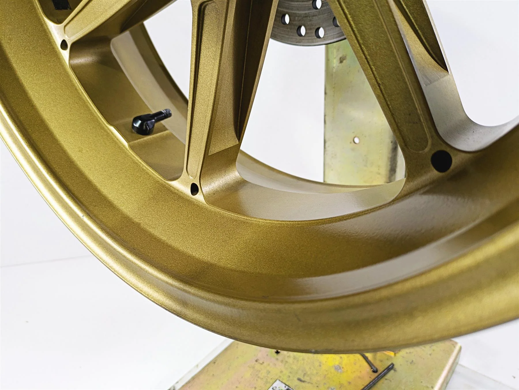 2016 BMW S1000RR K46 Rear Wheel Rim Forged Gold 17x6 Straight 36318548893 - Image 5