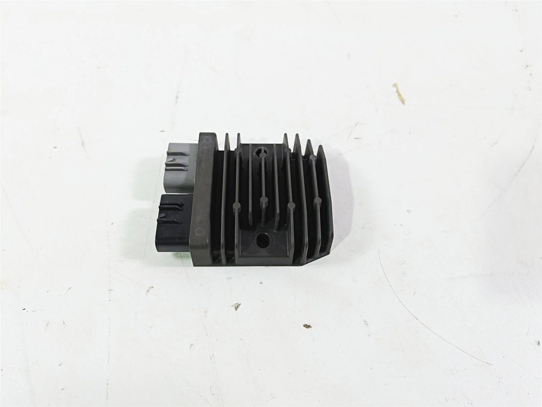 2016 BMW S1000RR K46 Rectifier Voltage Regulator FH020CA 12317718422 - Image 4