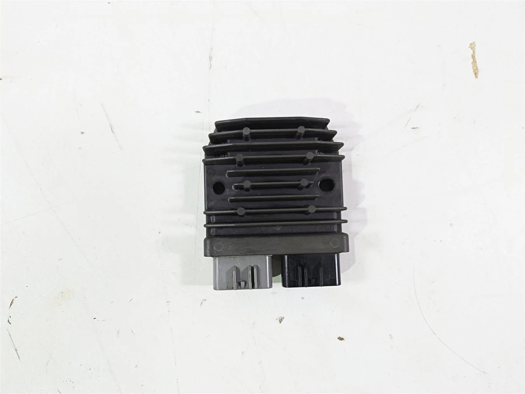 2016 BMW S1000RR K46 Rectifier Voltage Regulator FH020CA 12317718422 - Image 5
