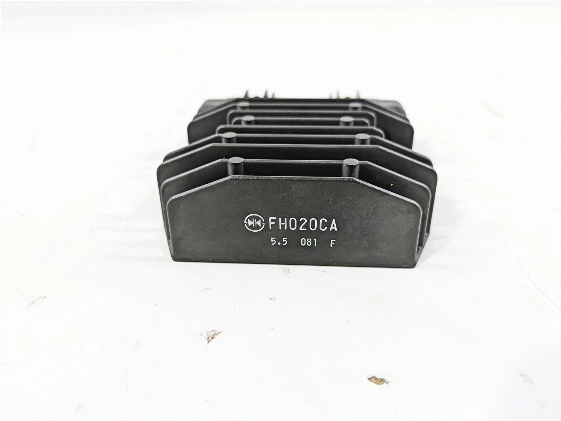 2016 BMW S1000RR K46 Rectifier Voltage Regulator FH020CA 12317718422 - Image 8