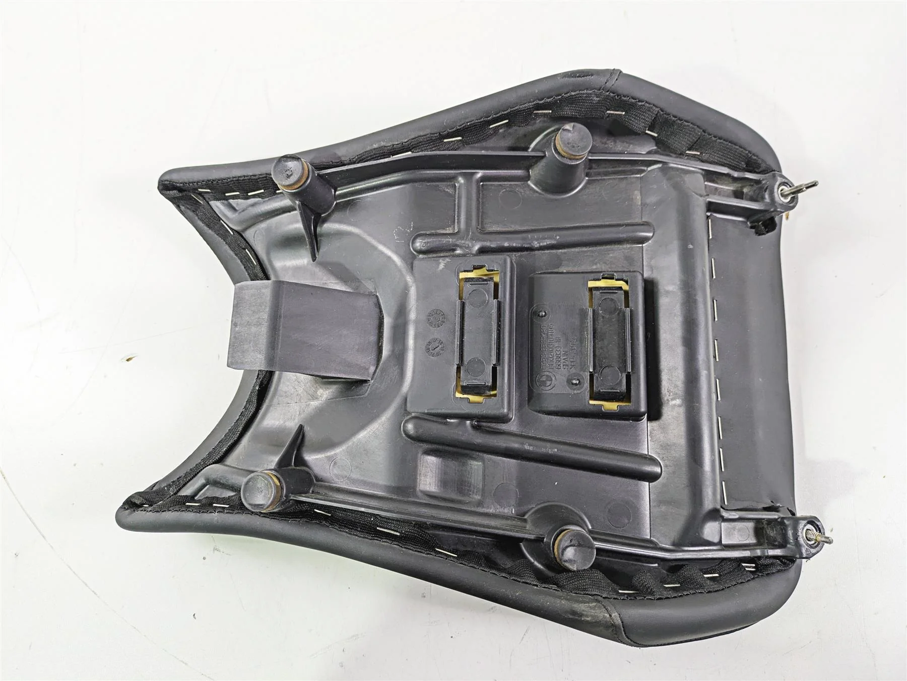 2016 BMW S1000RR K46 Rider Seat Saddle READ 52538522497 - Image 2