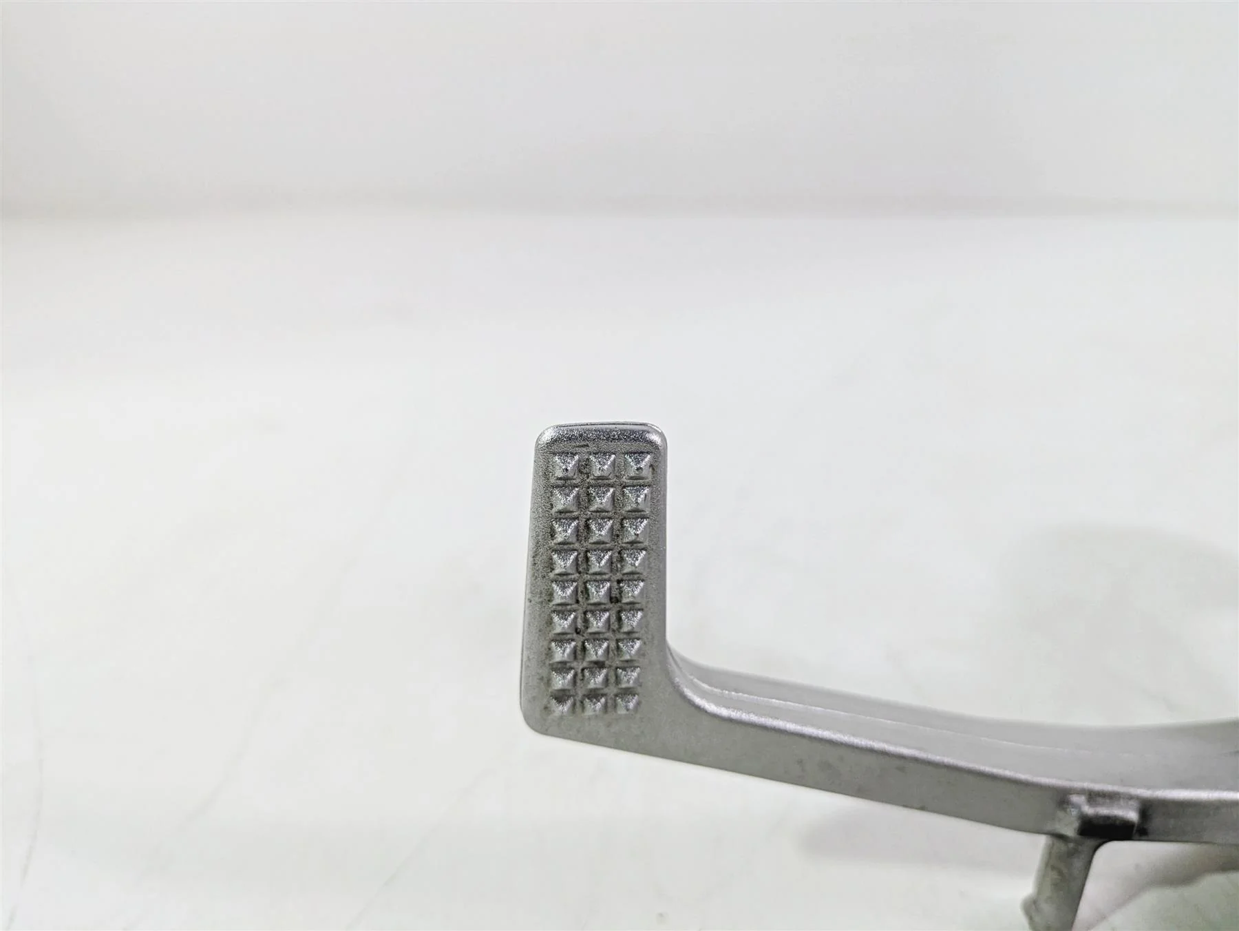 2016 BMW S1000RR K46 Right Foot Peg Set & Brake Pedal 46717728308 - Image 8