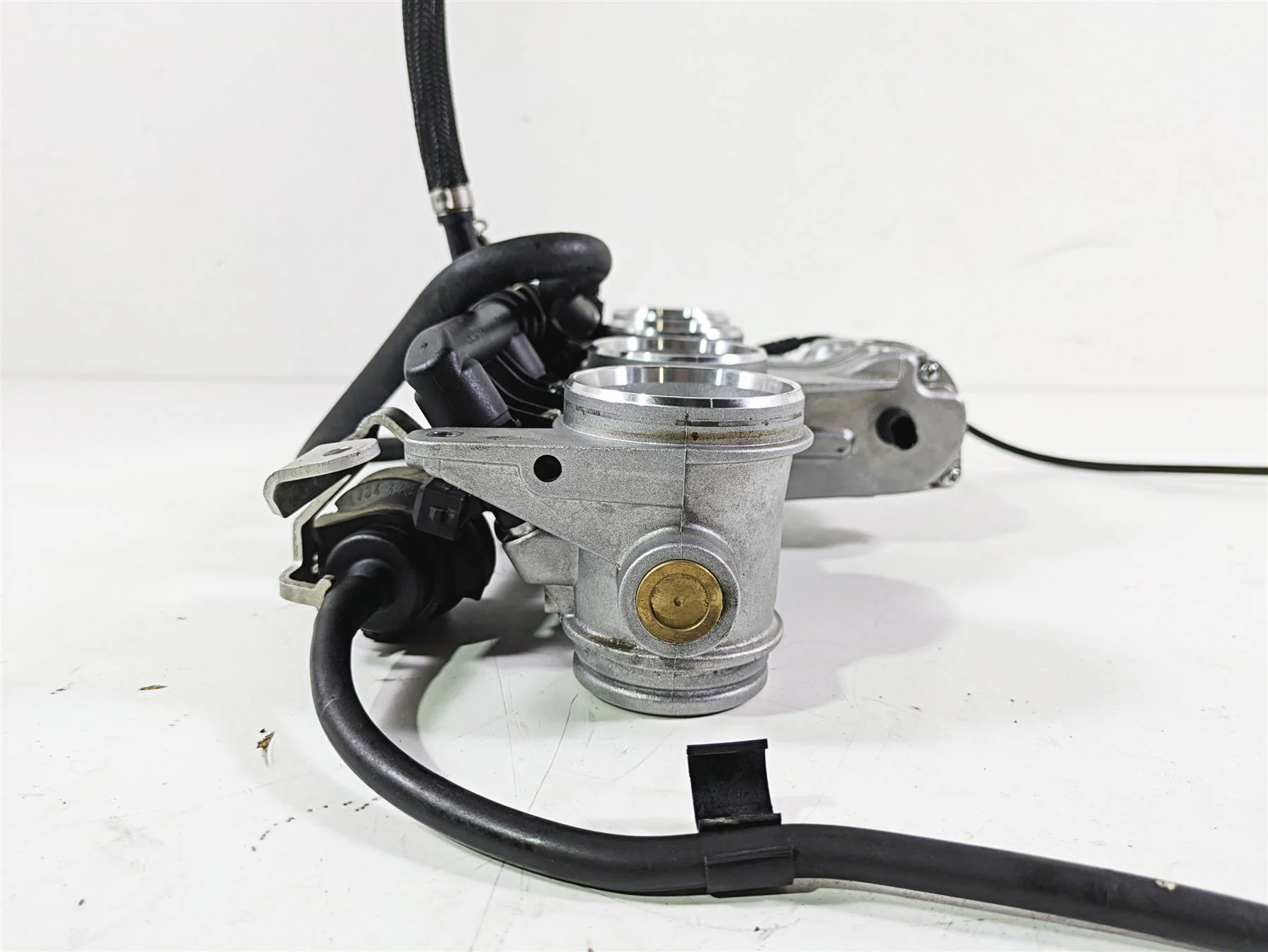 2016 BMW S1000RR K46 Throttle Body Bodies Delorto 13548545069 - Image 5