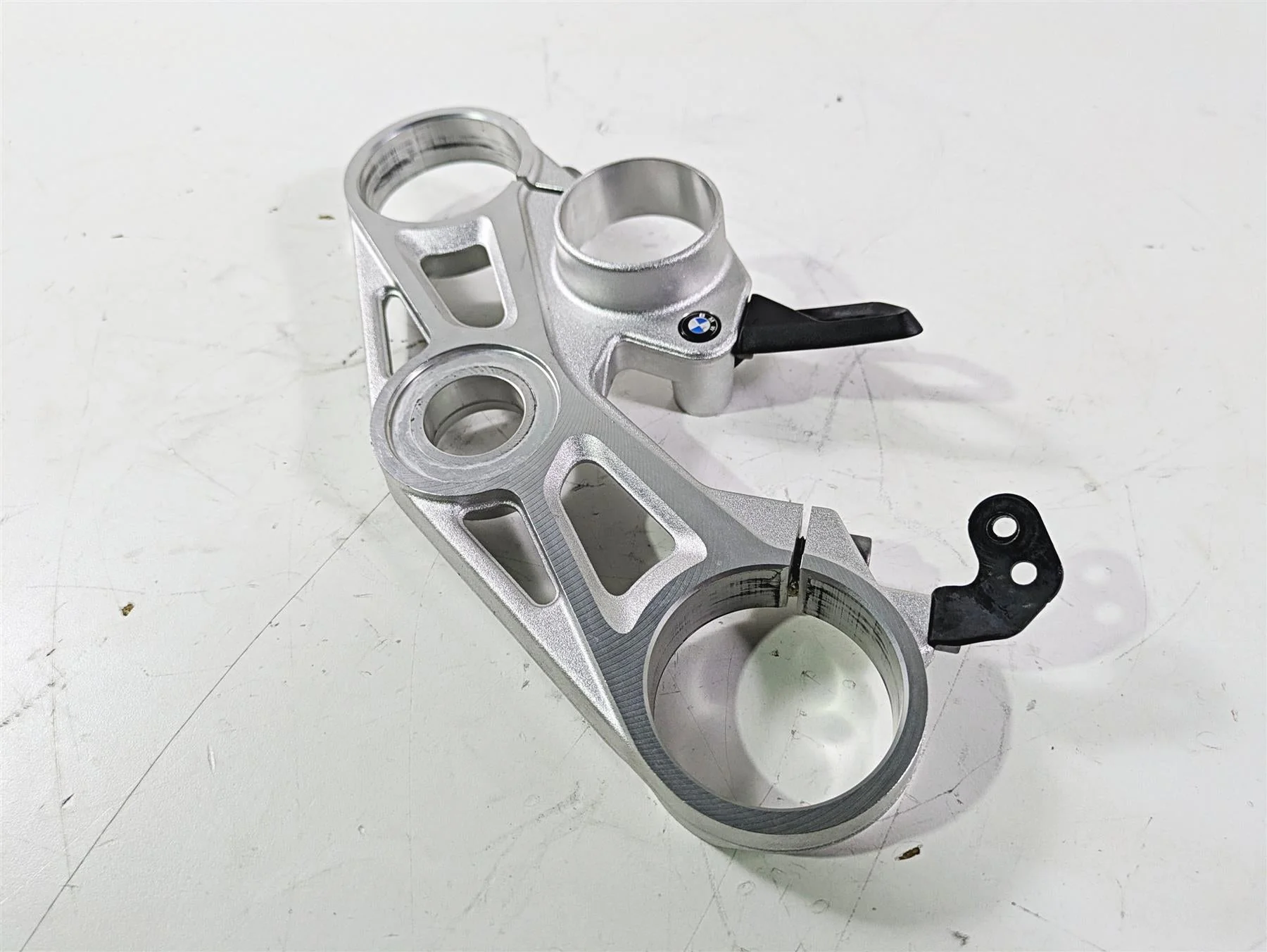 2016 BMW S1000RR K46 Upper Triple Tree Steering Clamp 31428549498 - Image 8