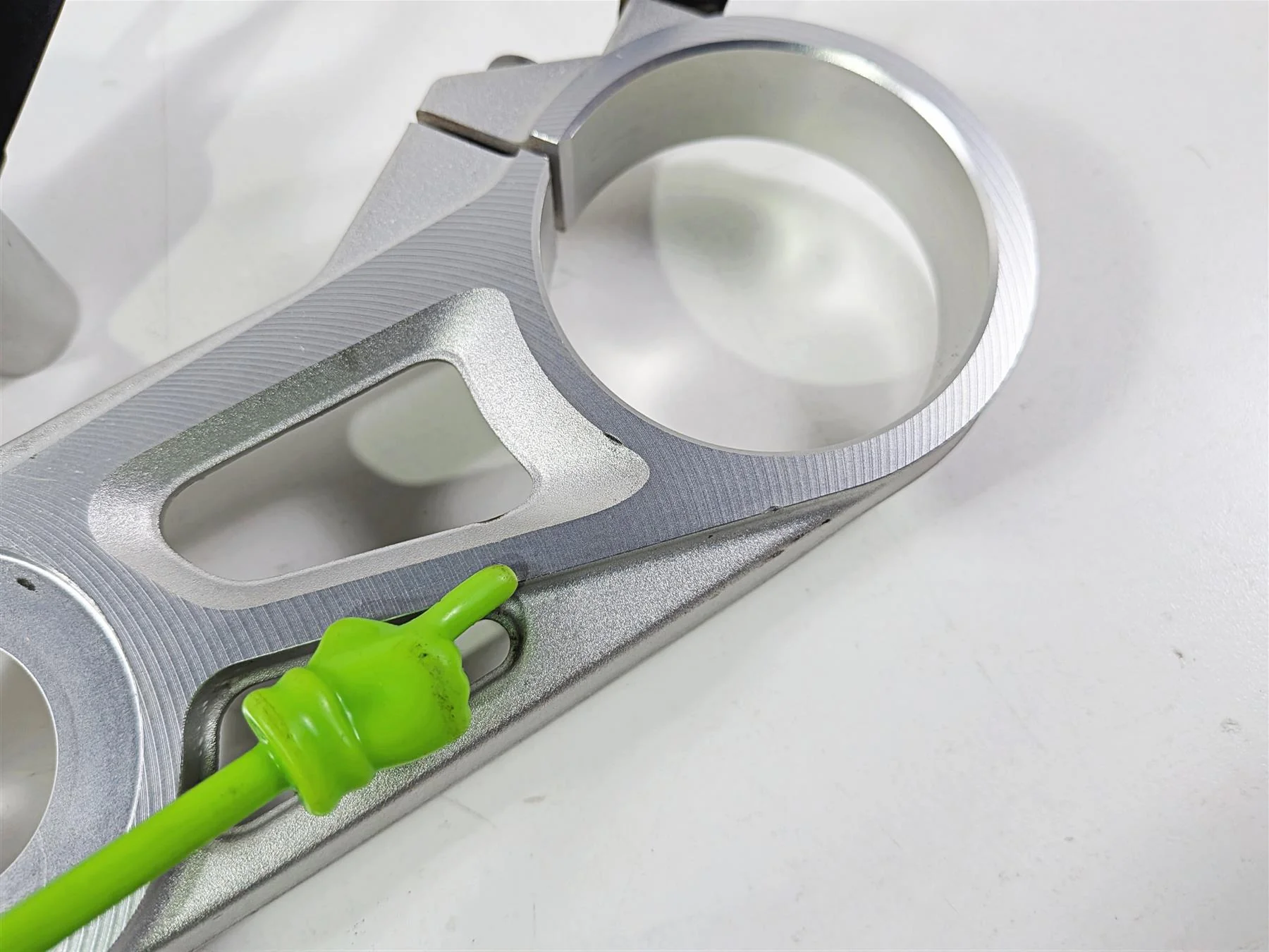 2016 BMW S1000RR K46 Upper Triple Tree Steering Clamp 31428549498 - Image 12