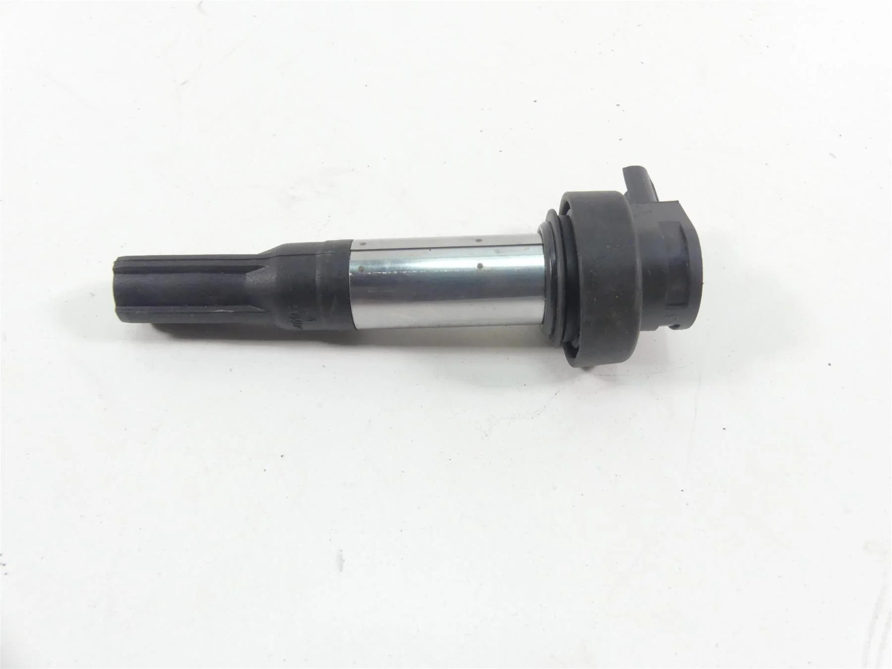 2016 BMW S1000XR K49 Eldor Ignition Stick Coil 12138523972 - Image 2