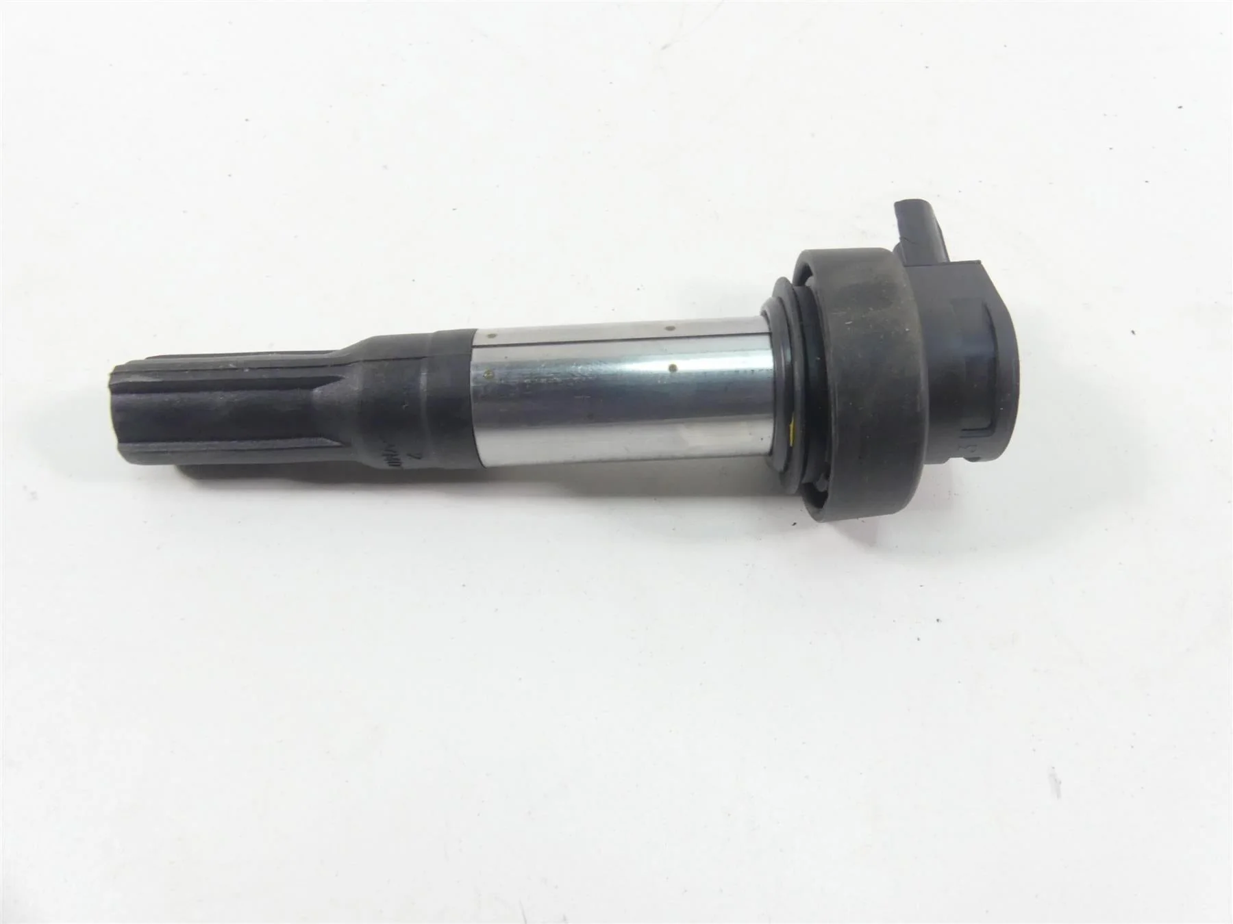 2016 BMW S1000XR K49 Eldor Ignition Stick Coil 12138523972 - Image 2