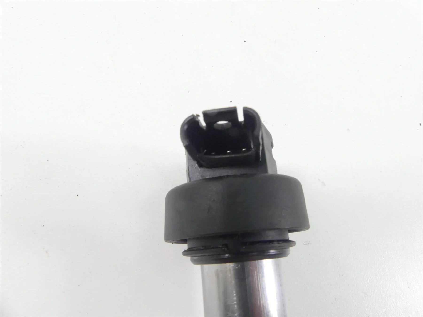 2016 BMW S1000XR K49 Eldor Ignition Stick Coil 12138523972 - Image 6