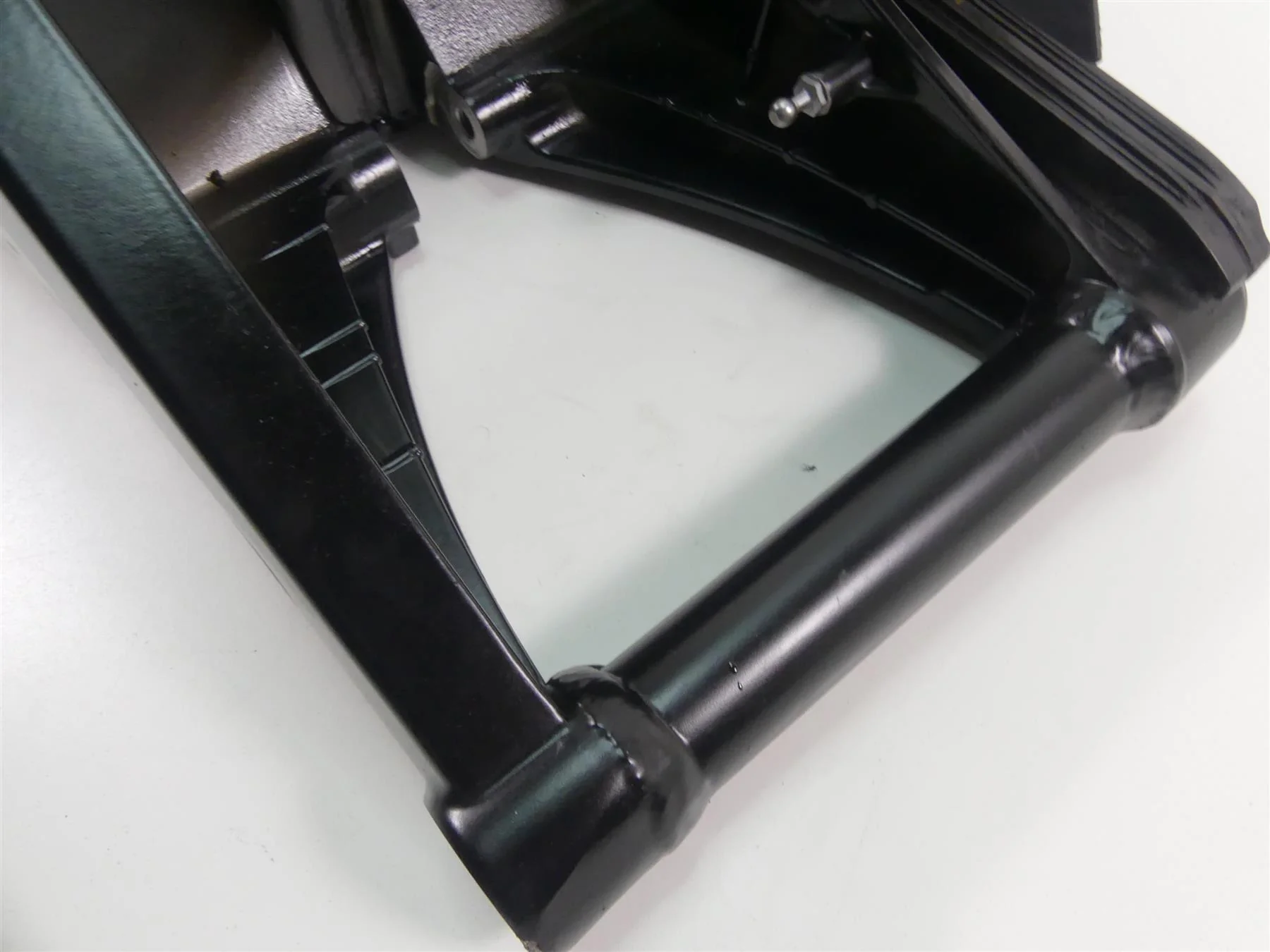 2016 BMW S1000XR K49 Rear Swingarm Swing Arm + Axle 33358560101 33358551665 - Image 9