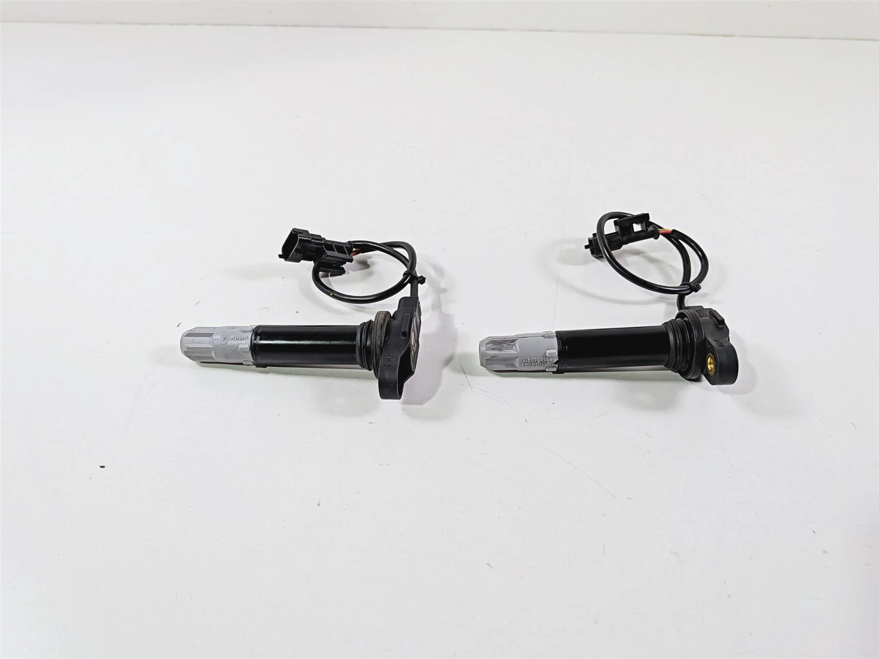 2016 Ducati Hypermotard 939 SP Beru Ignition Coil Set 38010145B - Image 4