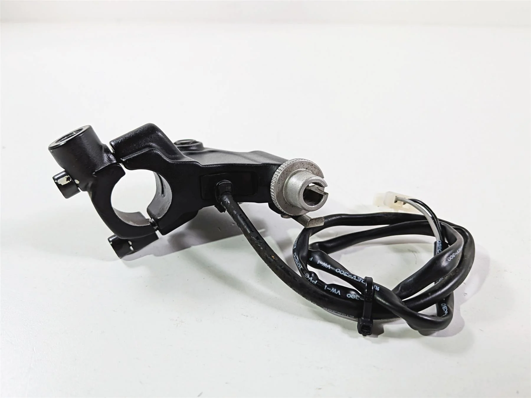 2016 Ducati Hypermotard 939 SP Domino Clutch Perch 63620021C - Image 8