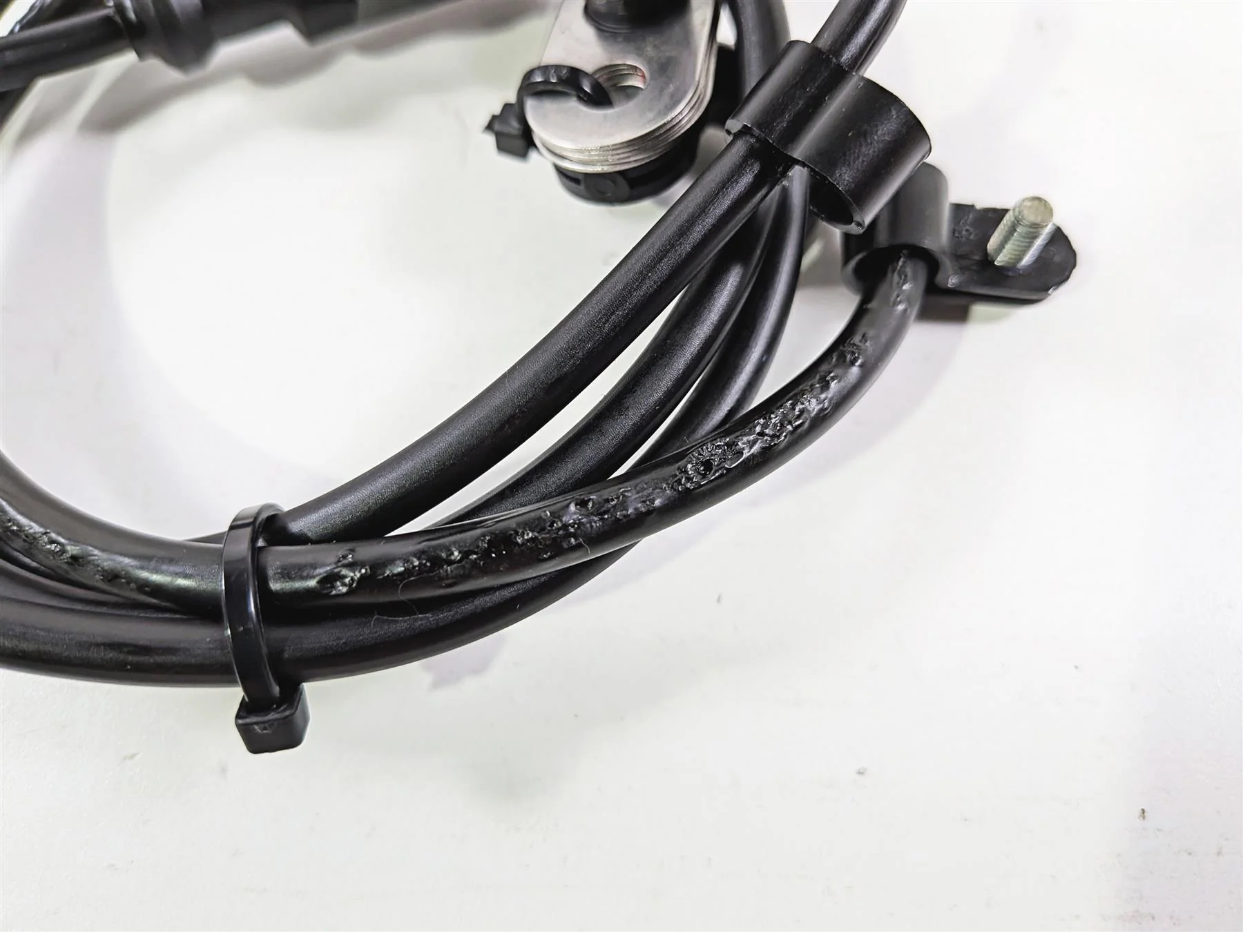 2016 Ducati Hypermotard 939 SP Front Abs Brake Wheel Speed Sensor 55212121B - Image 8