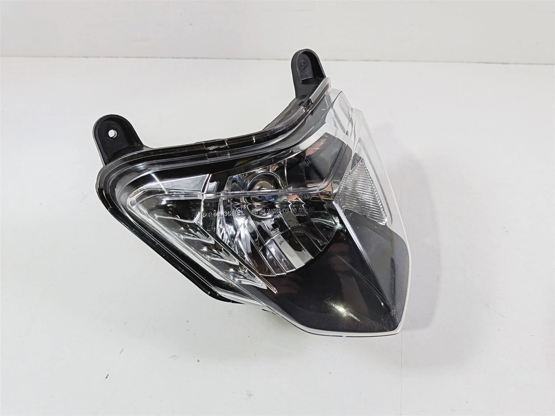 2016 Ducati Hypermotard 939 SP Front Headlight Head Light Lens 52010243A - Image 13