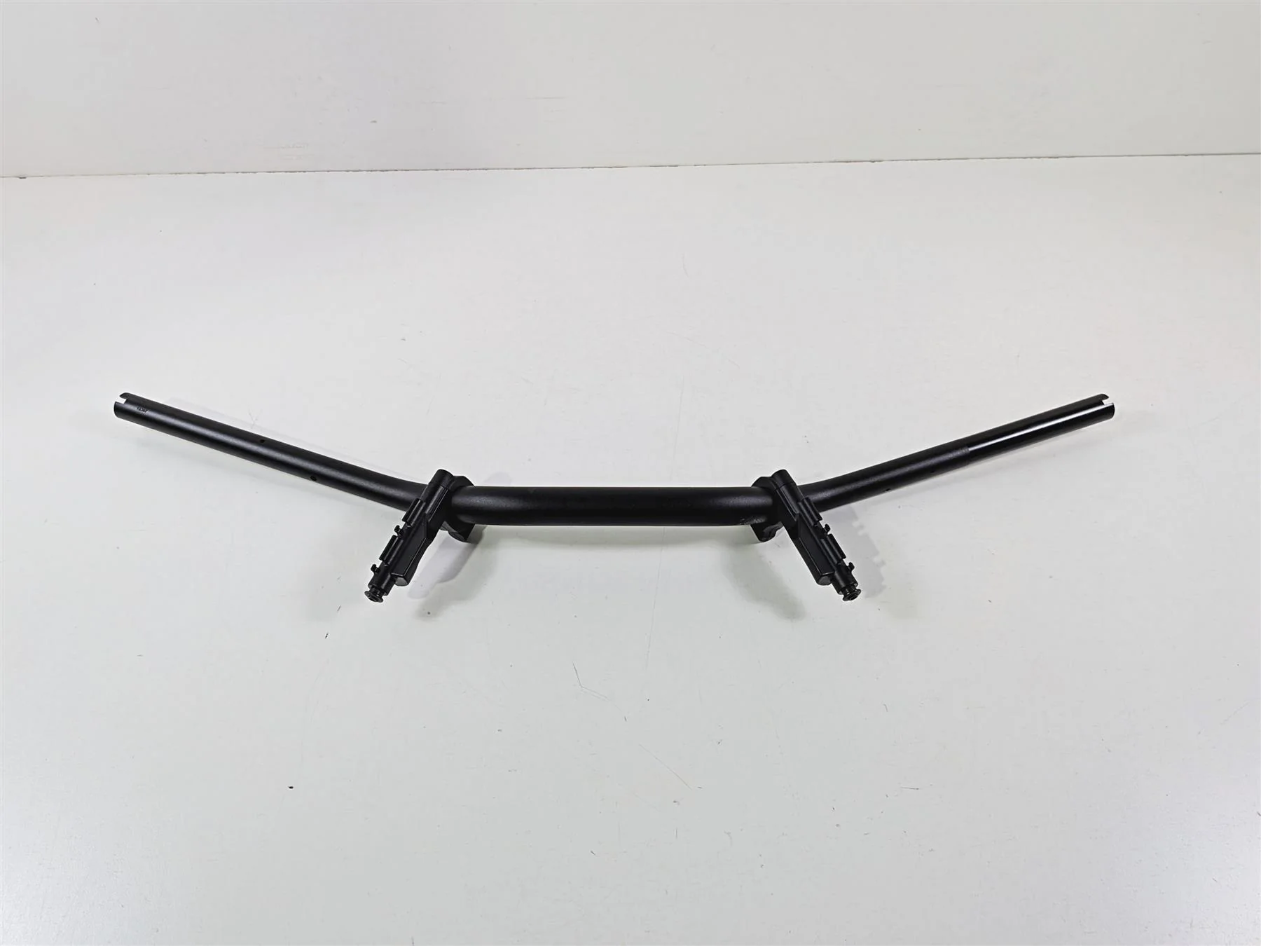 2016 Ducati Hypermotard 939 SP Handlebar Handle Bar Guard Clamp Set 36011411BB