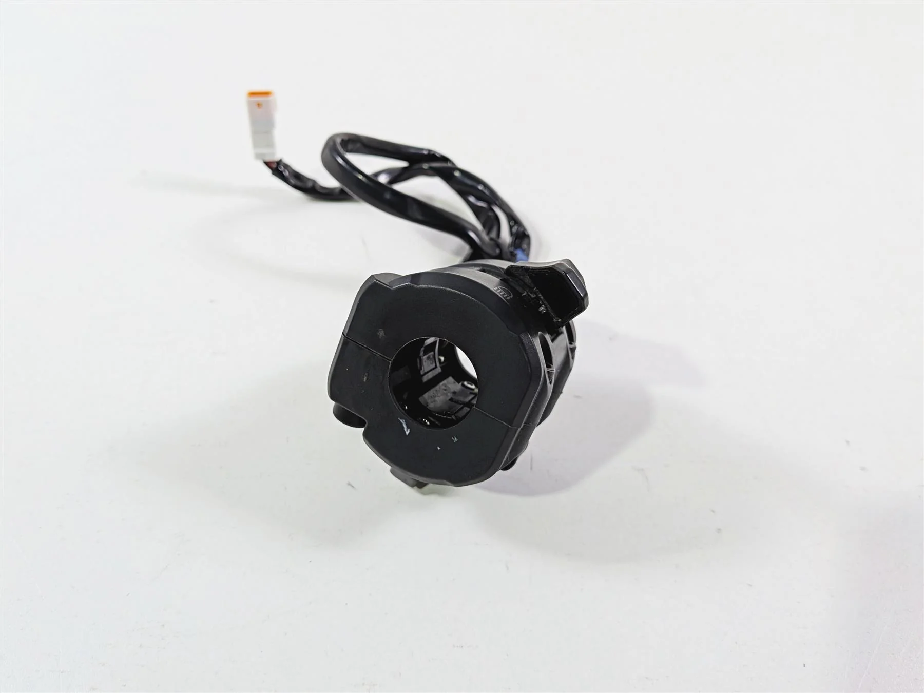 2016 Ducati Hypermotard 939 SP Left Hand Turn Signal Control Switch 65110142A - Image 6