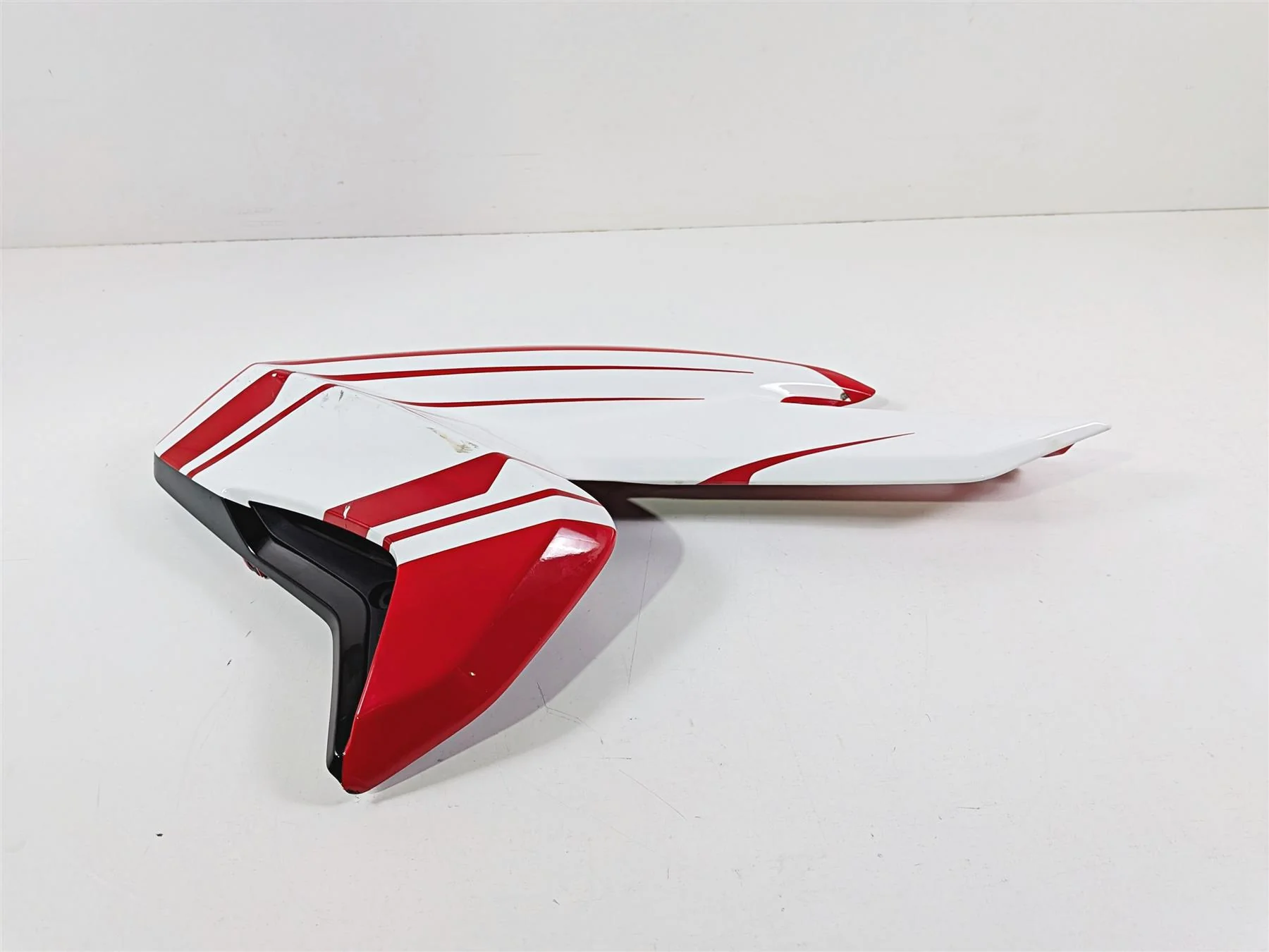 2016 Ducati Hypermotard 939 SP Left Tank Side Cover Fairing - Read 48015681C - Image 2