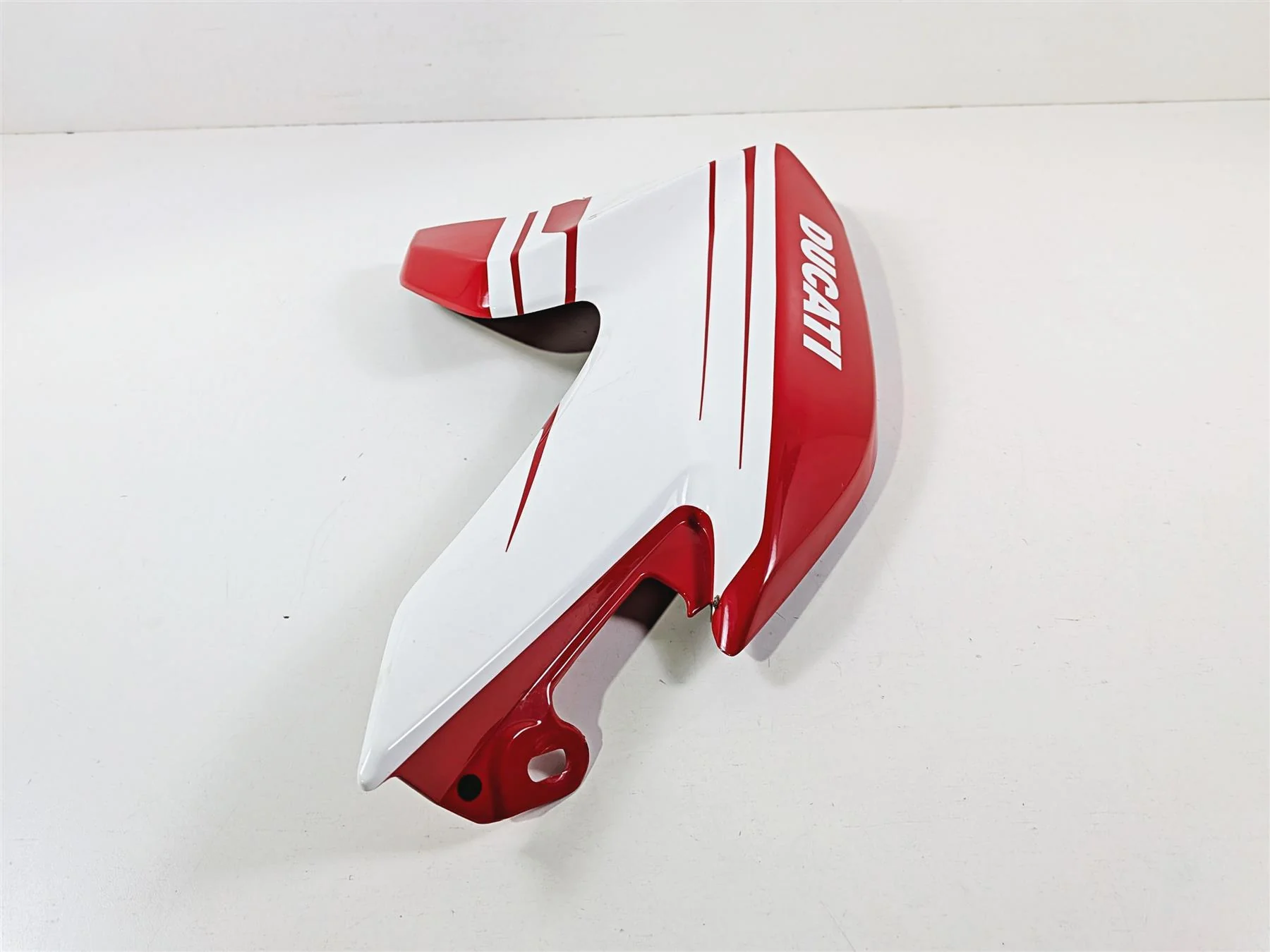 2016 Ducati Hypermotard 939 SP Left Tank Side Cover Fairing - Read 48015681C - Image 5