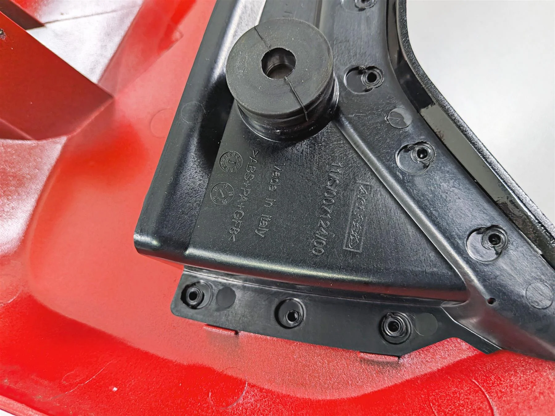 2016 Ducati Hypermotard 939 SP Left Tank Side Cover Fairing - Read 48015681C - Image 8