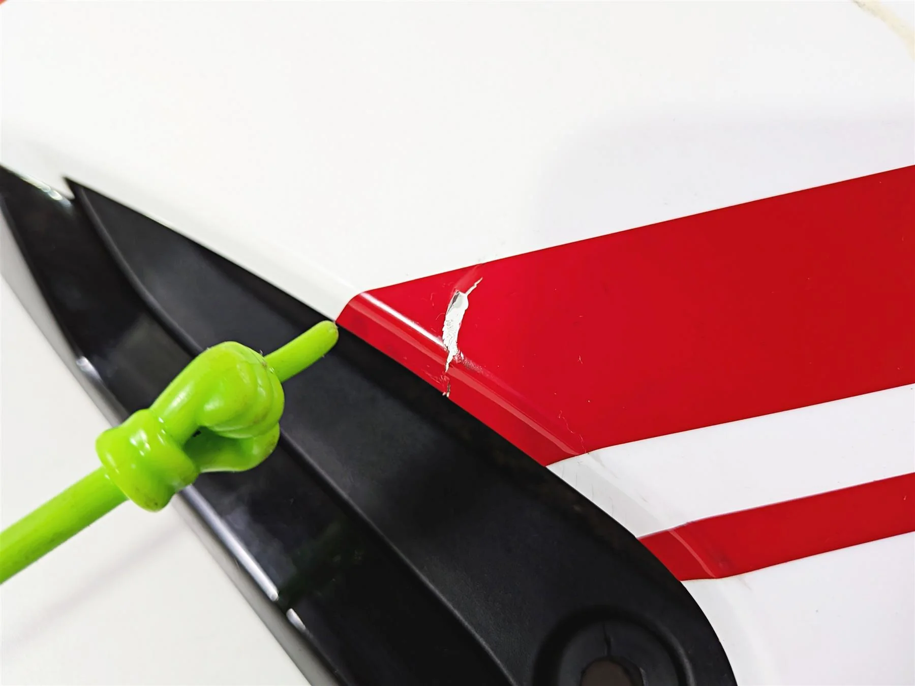 2016 Ducati Hypermotard 939 SP Left Tank Side Cover Fairing - Read 48015681C - Image 9