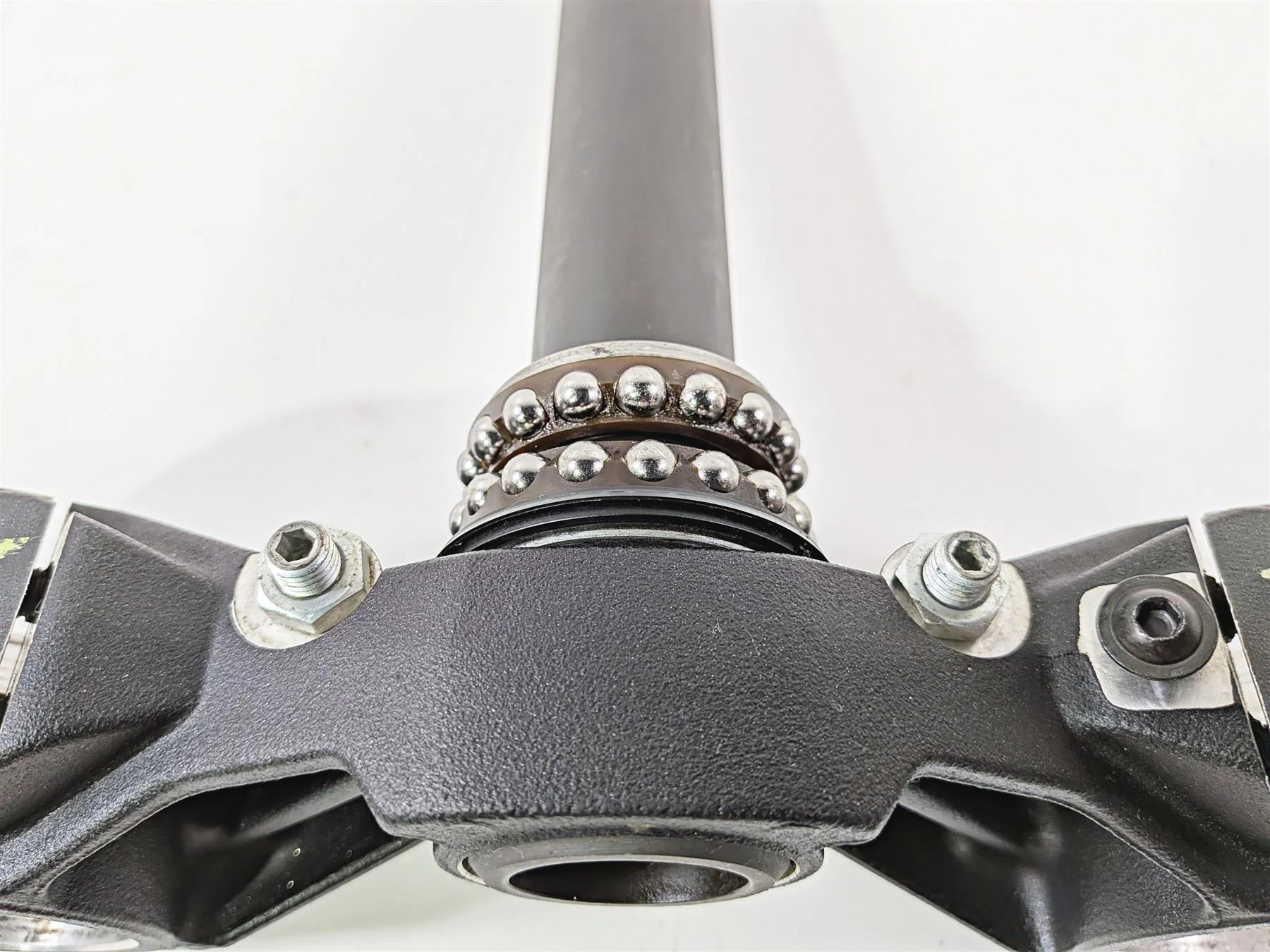 2016 Ducati Hypermotard 939 SP Lower Triple Tree Steering Clamp 34220762AA - Image 7