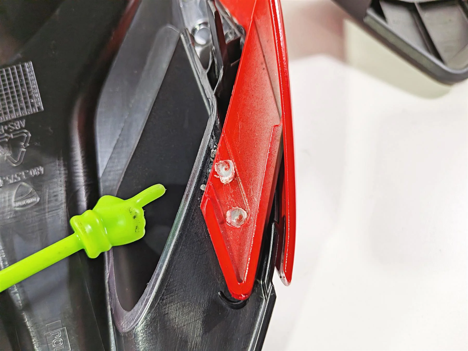 2016 Ducati Hypermotard 939 SP Outer Headlight Mask Upper Fender Read 480P5764AK - Image 9