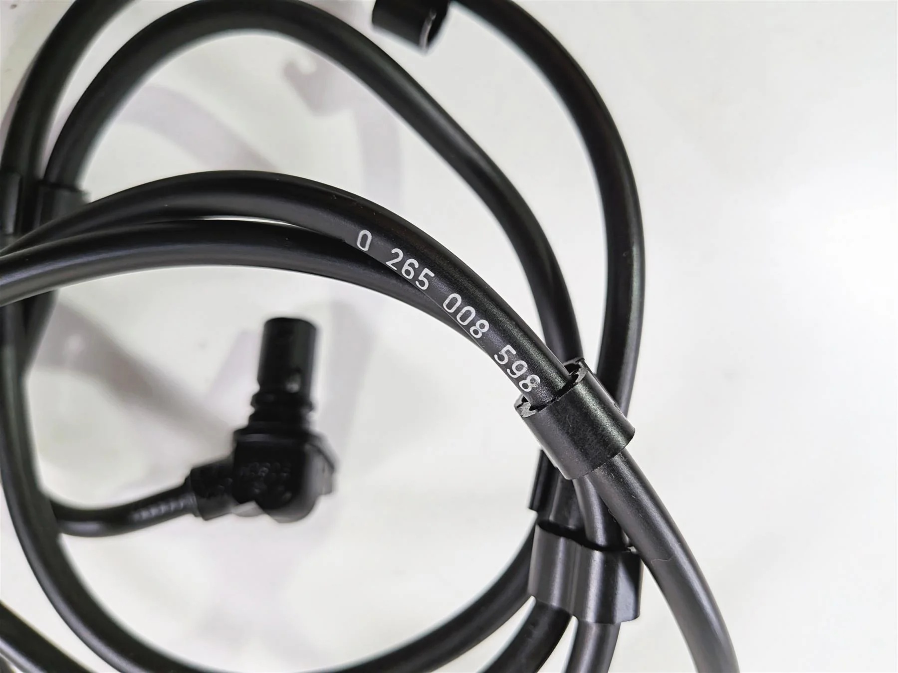 2016 Ducati Hypermotard 939 SP Rear Abs Brake Wheel Speed Sensor 55212121B - Image 10