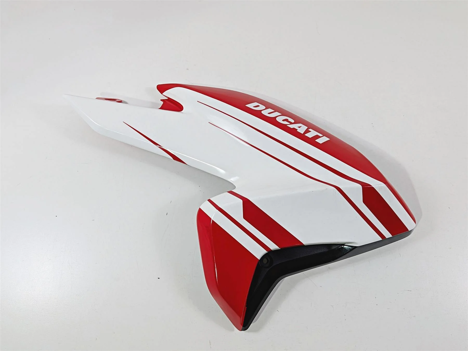 2016 Ducati Hypermotard 939 SP Right Tank Side Cover Fairing 48015691C - Image 12