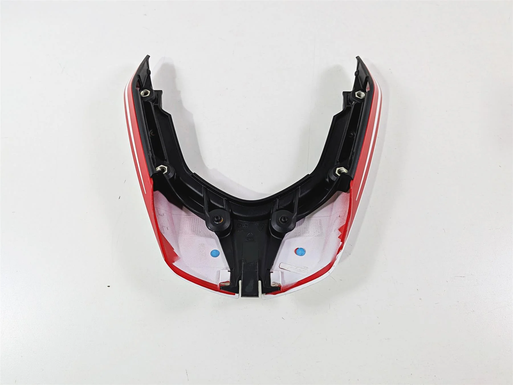 2016 Ducati Hypermotard 939 SP Tail Bracket & Cover Fairing Set 48311741A - Image 5