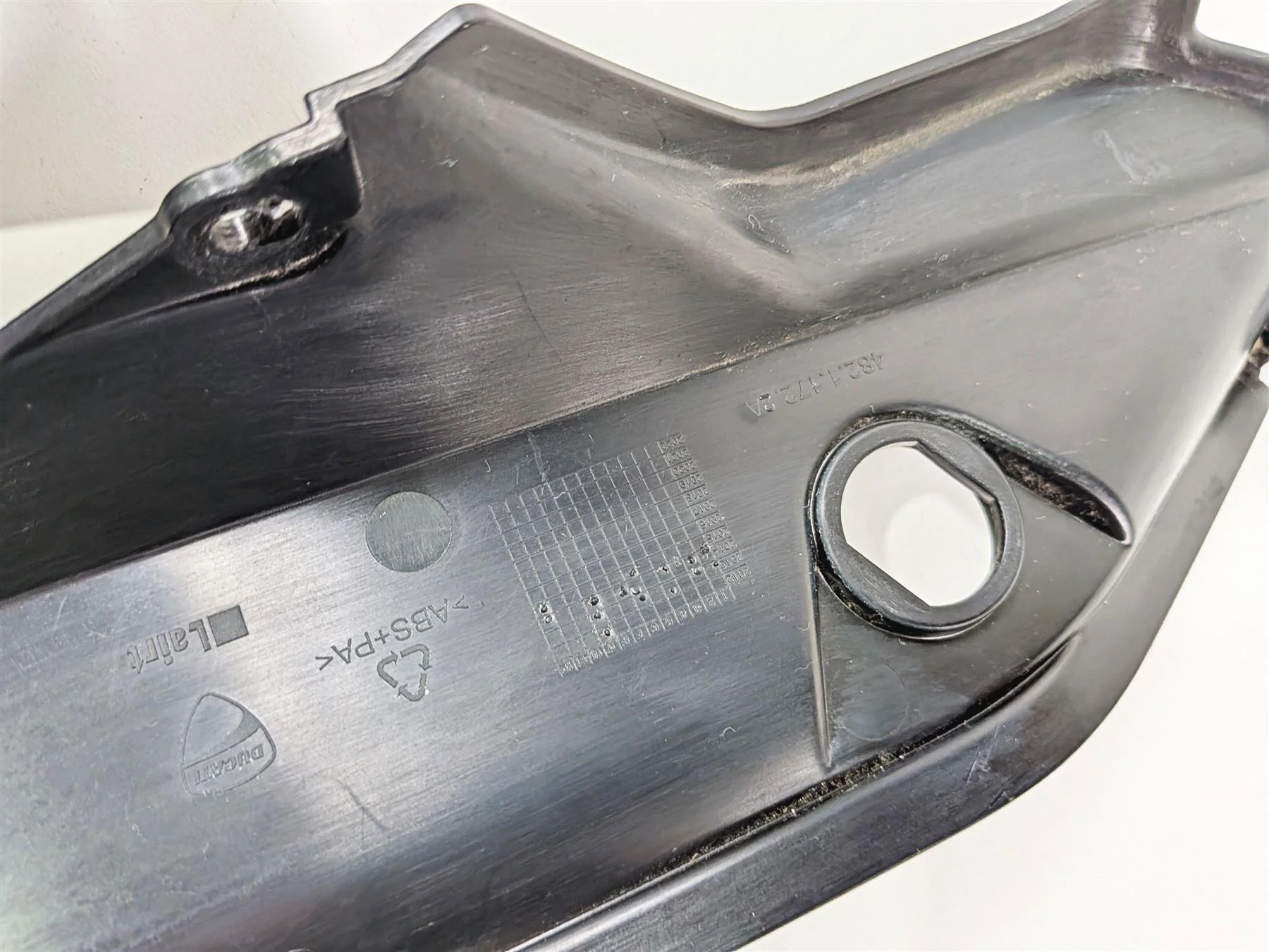 2016 Ducati Hypermotard 939 SP Tail Side Cover Fairing Set 48211722A 48211742A - Image 7