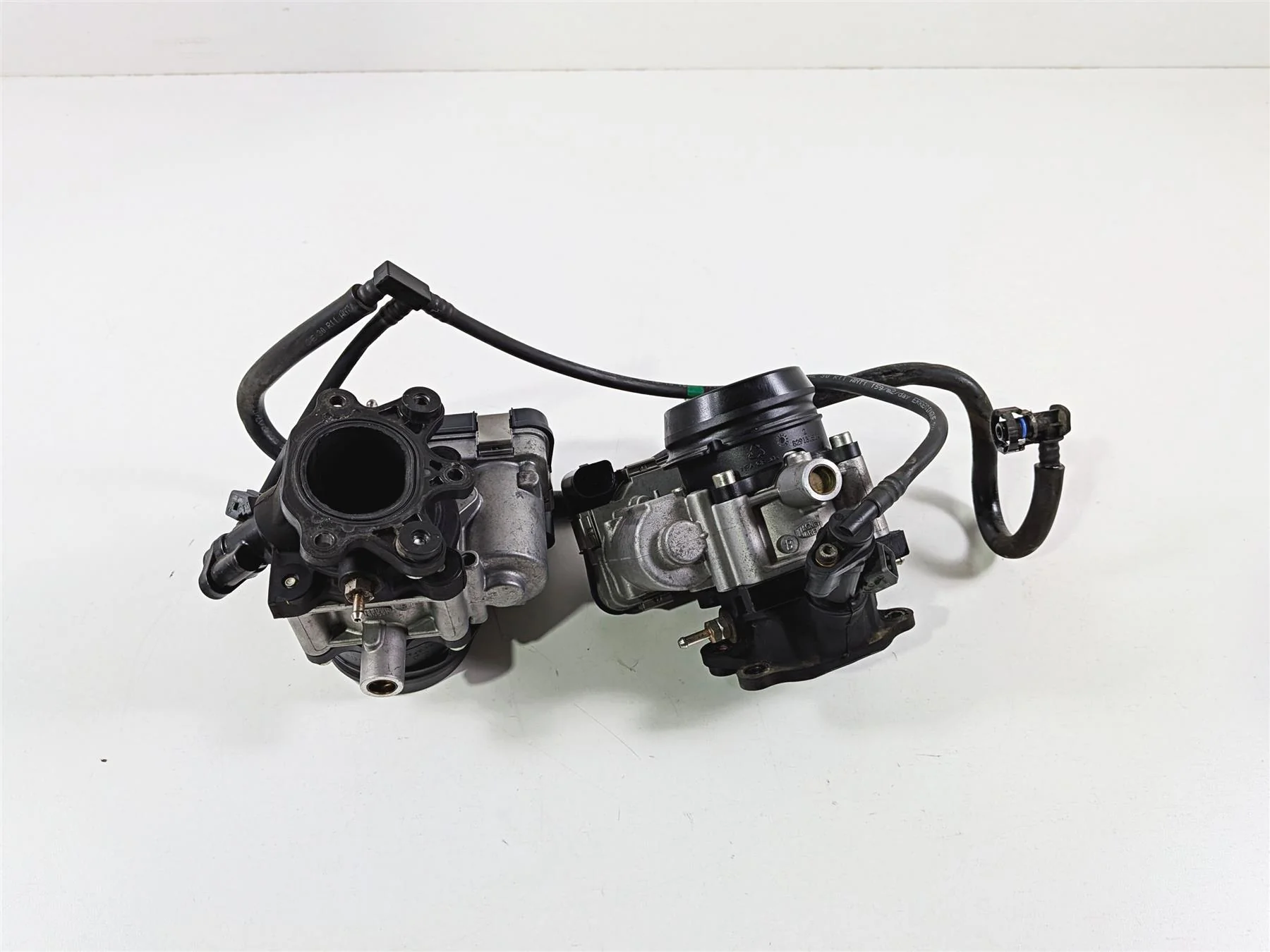 2016 Ducati Hypermotard 939 SP Throttle Body Fuel Injection Set 28240904A