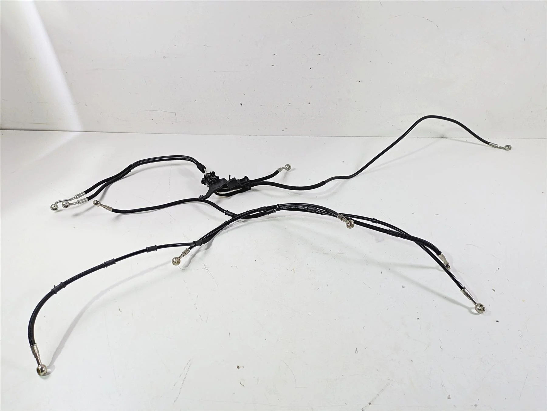 2016 Ducati Monster 1200 S Front Rear Abs Brake Line Set 61810531B 61910493B - Image 6