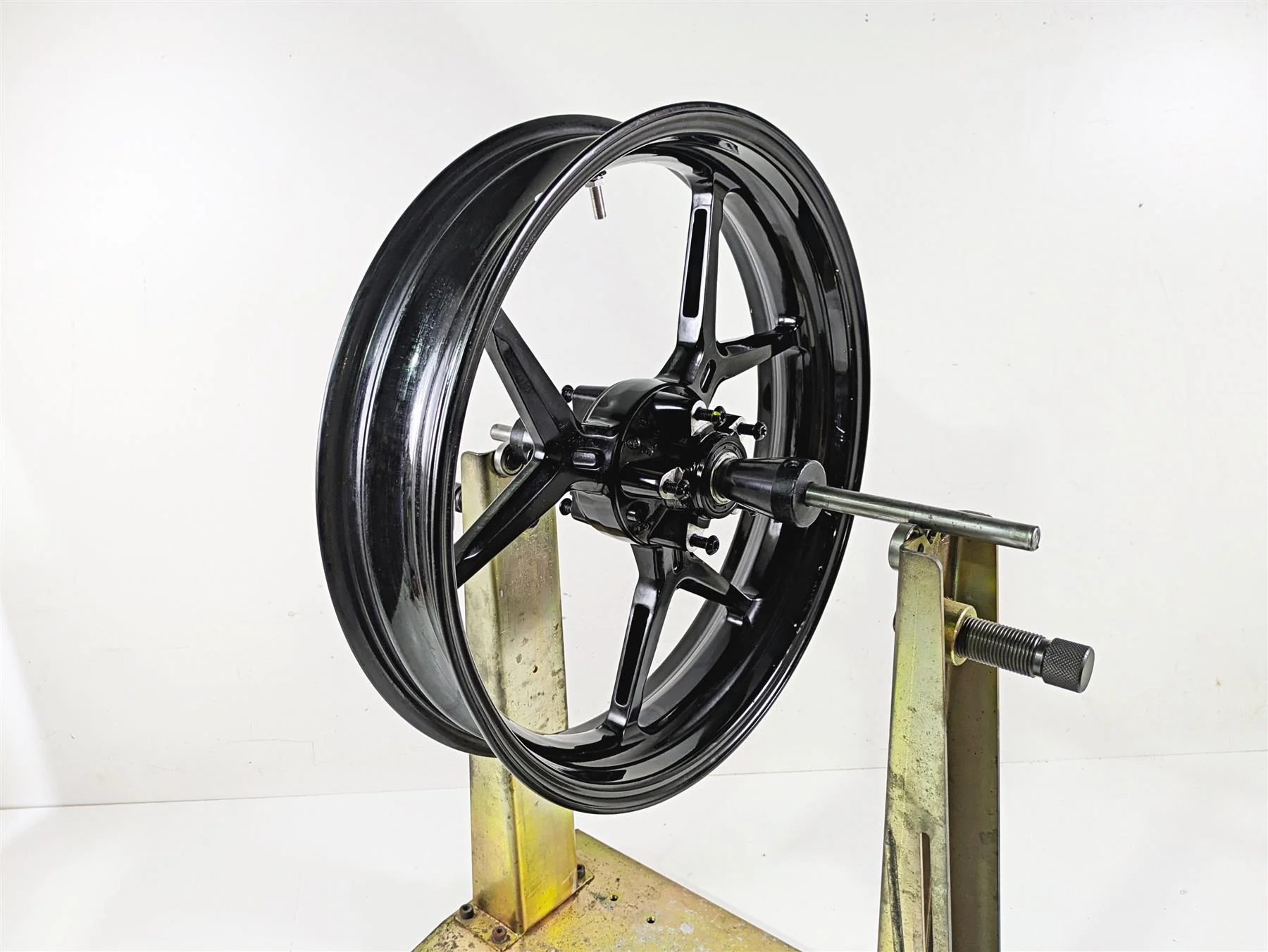 2016 Ducati Monster 1200 S Front Wheel Rim 17x3.5 READ 50121783AA - Image 11