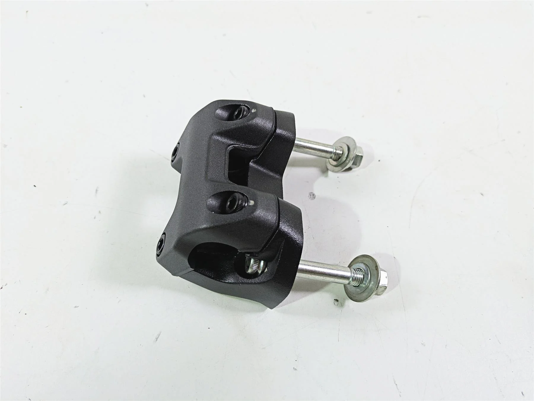 2016 Ducati Monster 1200 S Handle Bar Riser Holder Set 36015342AB - Image 2