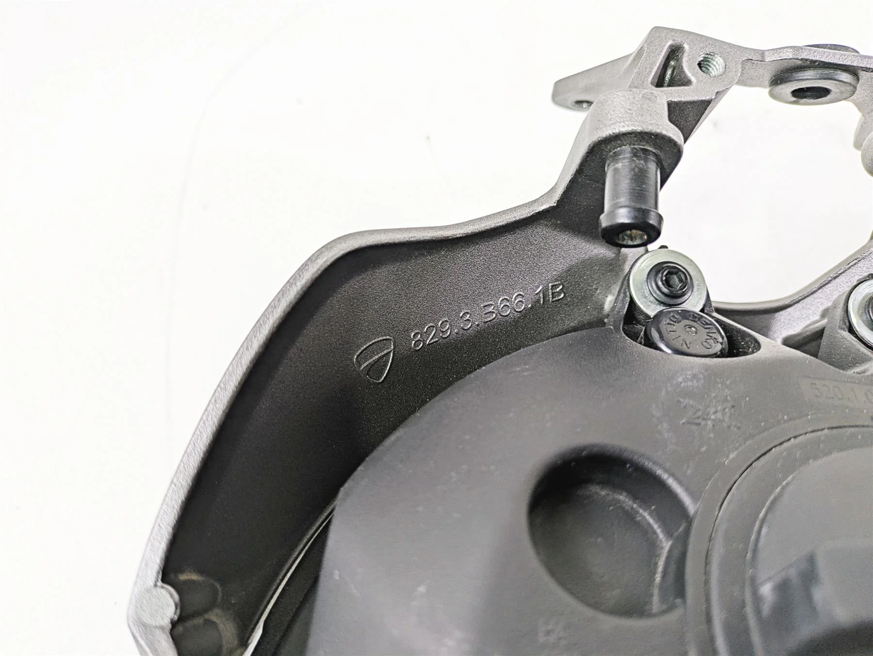 2016 Ducati Monster 1200 S Headlight Lamp & Mounts 52010271C 8291B661BB - Image 9
