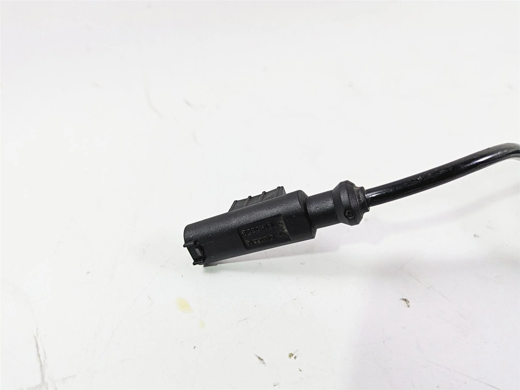 2016 Ducati Monster 1200 S Rear Abs Brake Wheel Speed Sensor 55212111B - Image 7