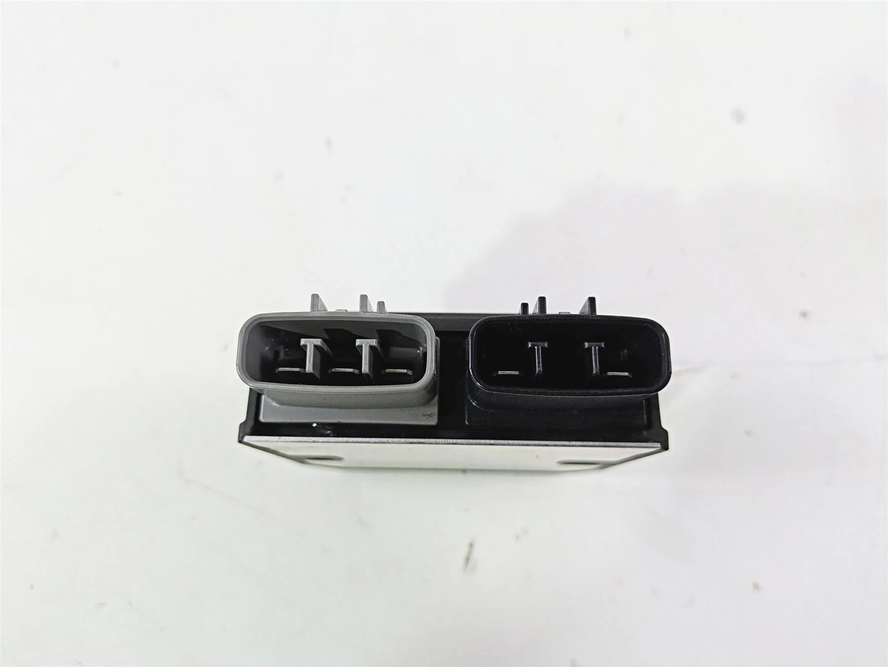 2016 Ducati Monster 1200 S Rectifier Voltage Regulator 54040321A SH821AA - Image 6
