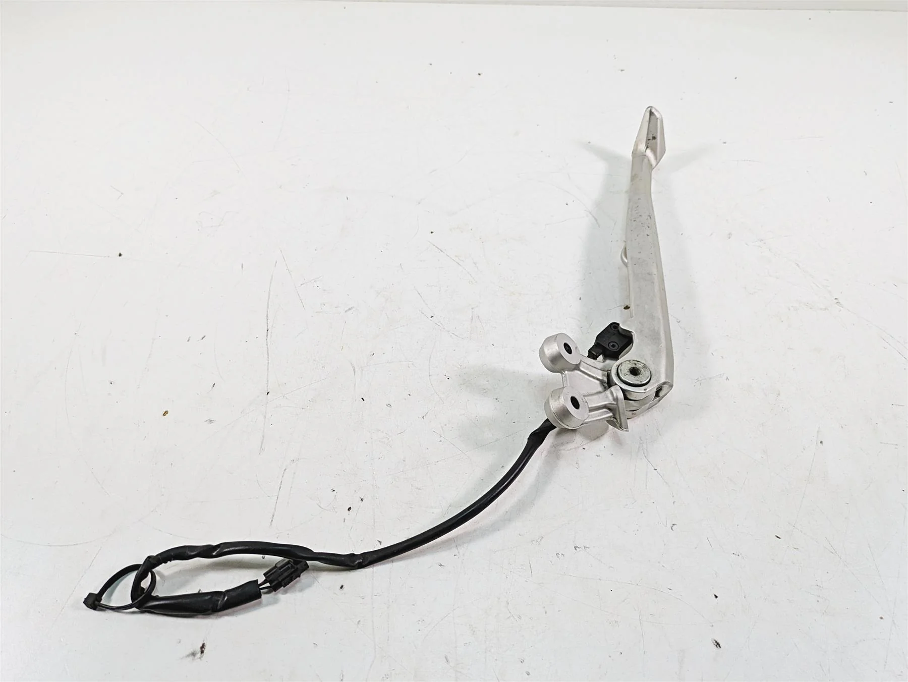 2016 Ducati Panigale 1299 S Side Kickstand Kick Stand Set 55610612AA - Image 4