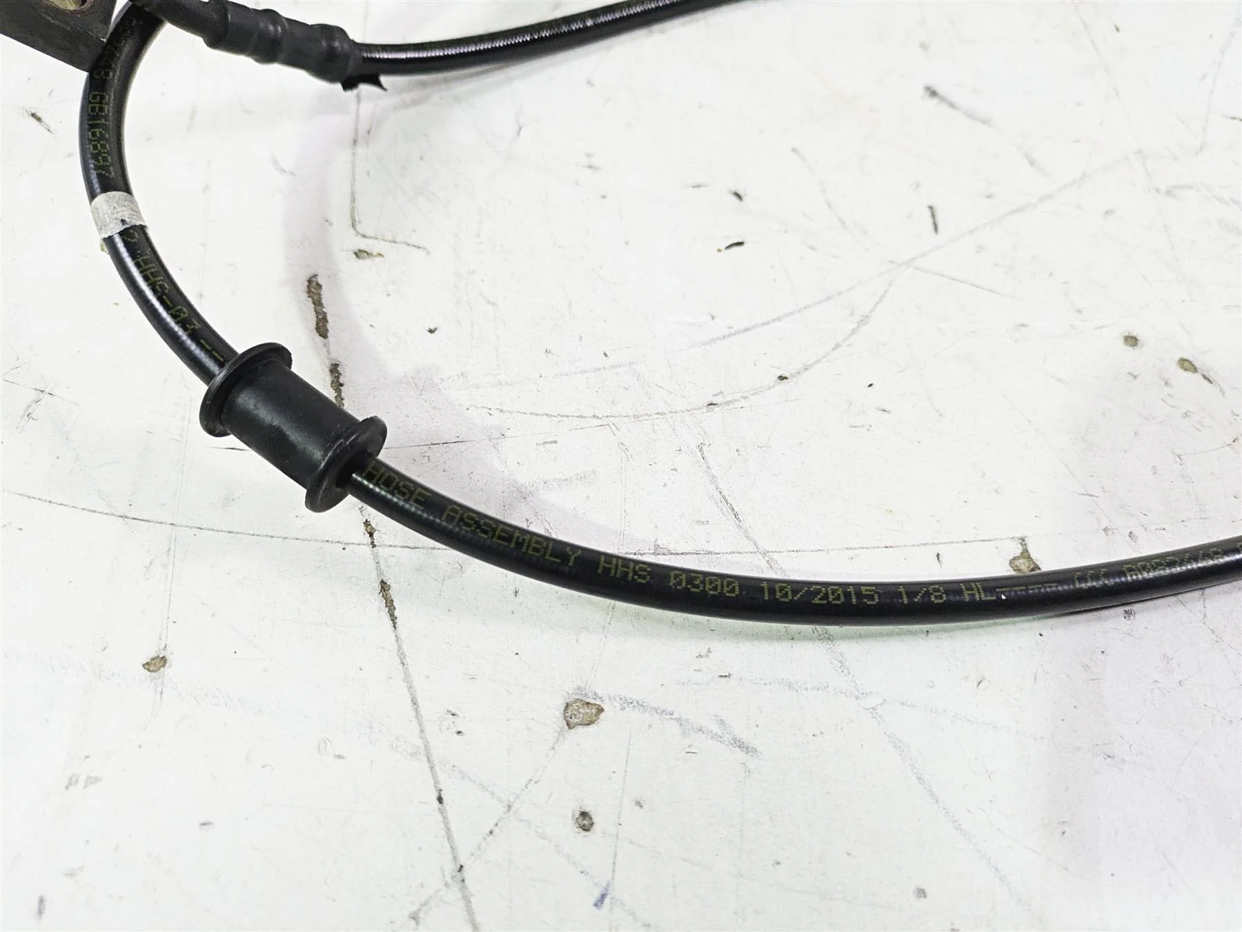 2016 Harley FLSTC Softail Heritage Abs Front Brake Line Hose Set 41800305 - Image 12