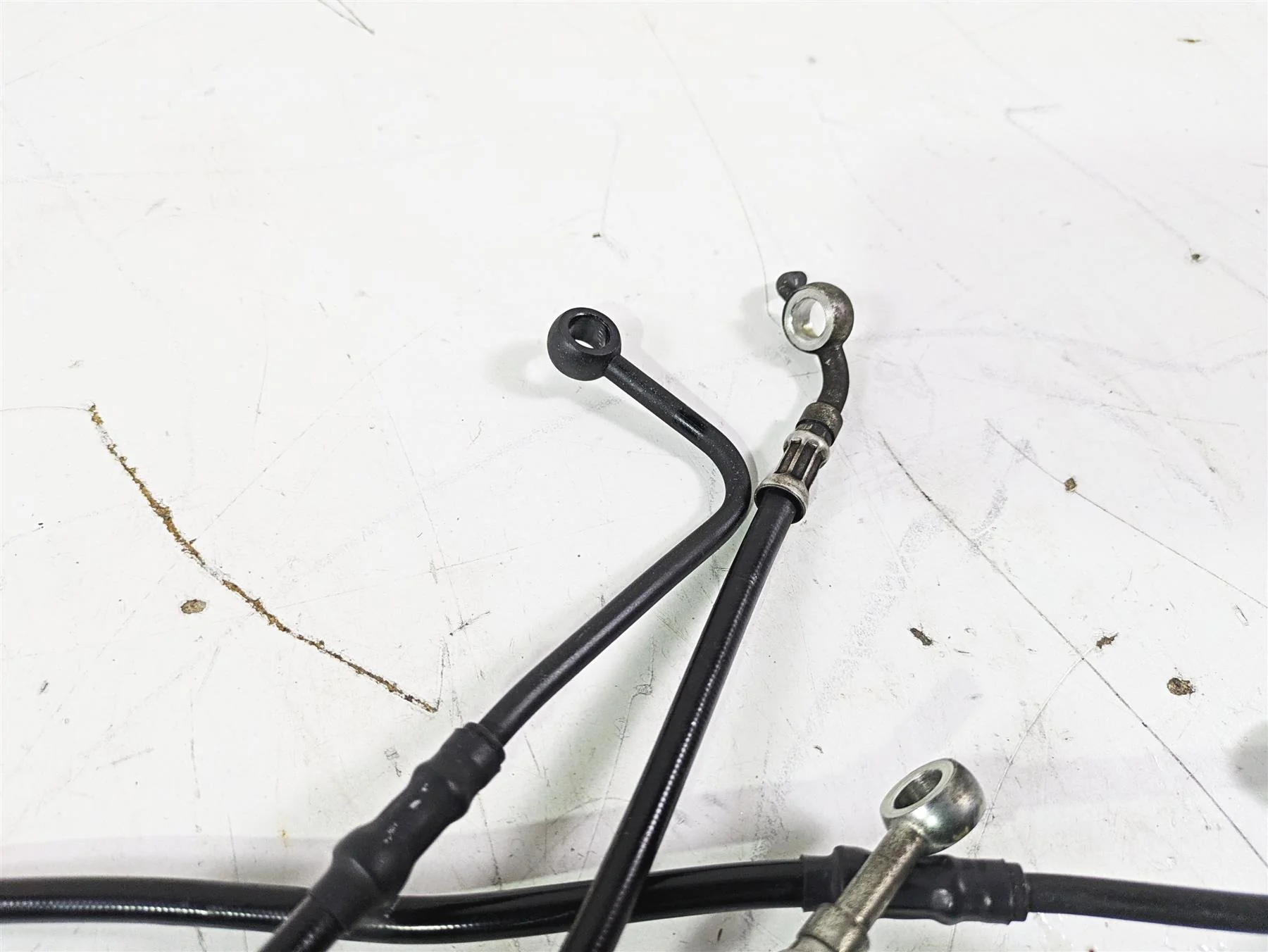 2016 Harley FLSTC Softail Heritage Abs Front Brake Line Hose Set 41800305 - Image 5