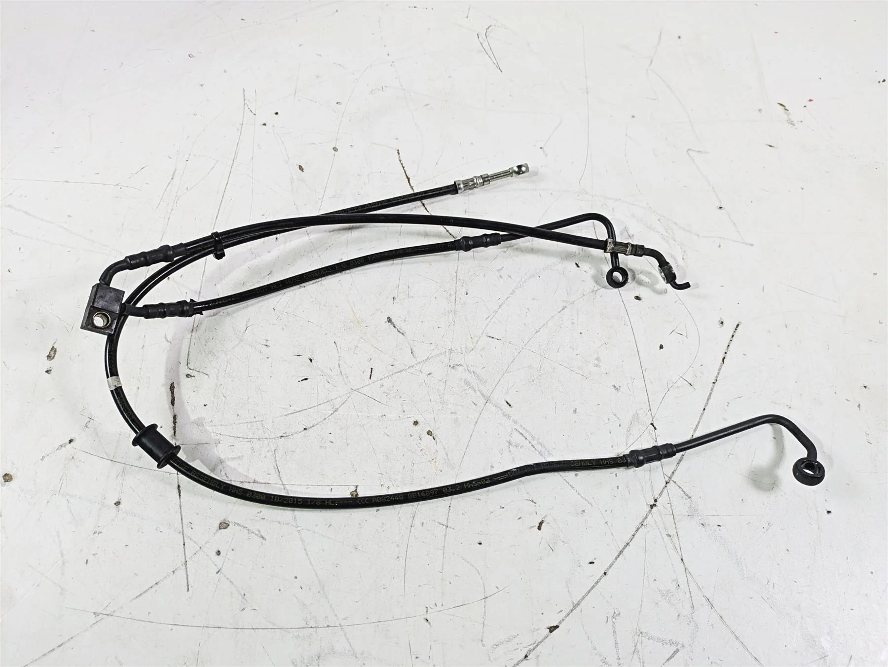 2016 Harley FLSTC Softail Heritage Abs Front Brake Line Hose Set 41800305 - Image 7