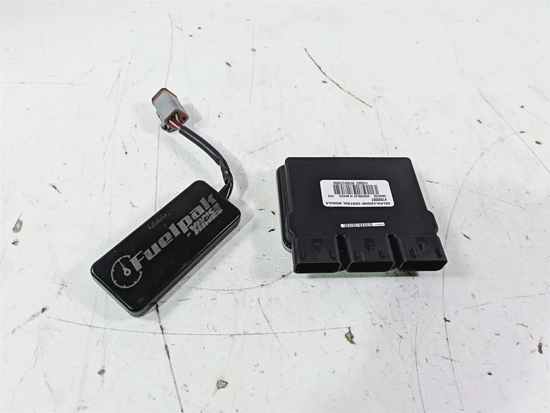 2016 Harley FLSTC Softail Heritage Cdi Ecu Ecm Engine Control Module With FP3 Vance & Hines Fuel Pack Unit 41000057 - Image 12