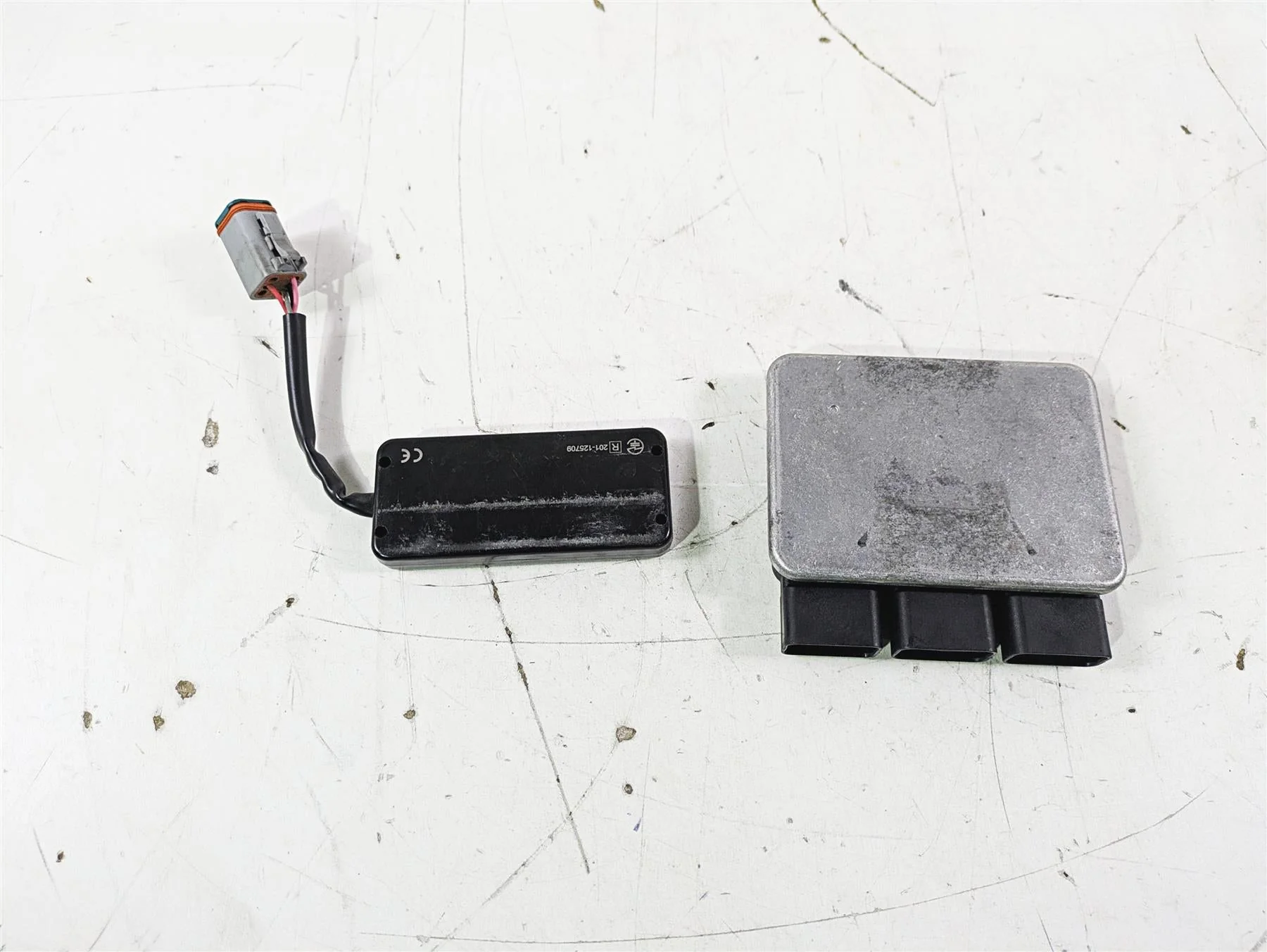 2016 Harley FLSTC Softail Heritage Cdi Ecu Ecm Engine Control Module With FP3 Vance & Hines Fuel Pack Unit 41000057 - Image 8