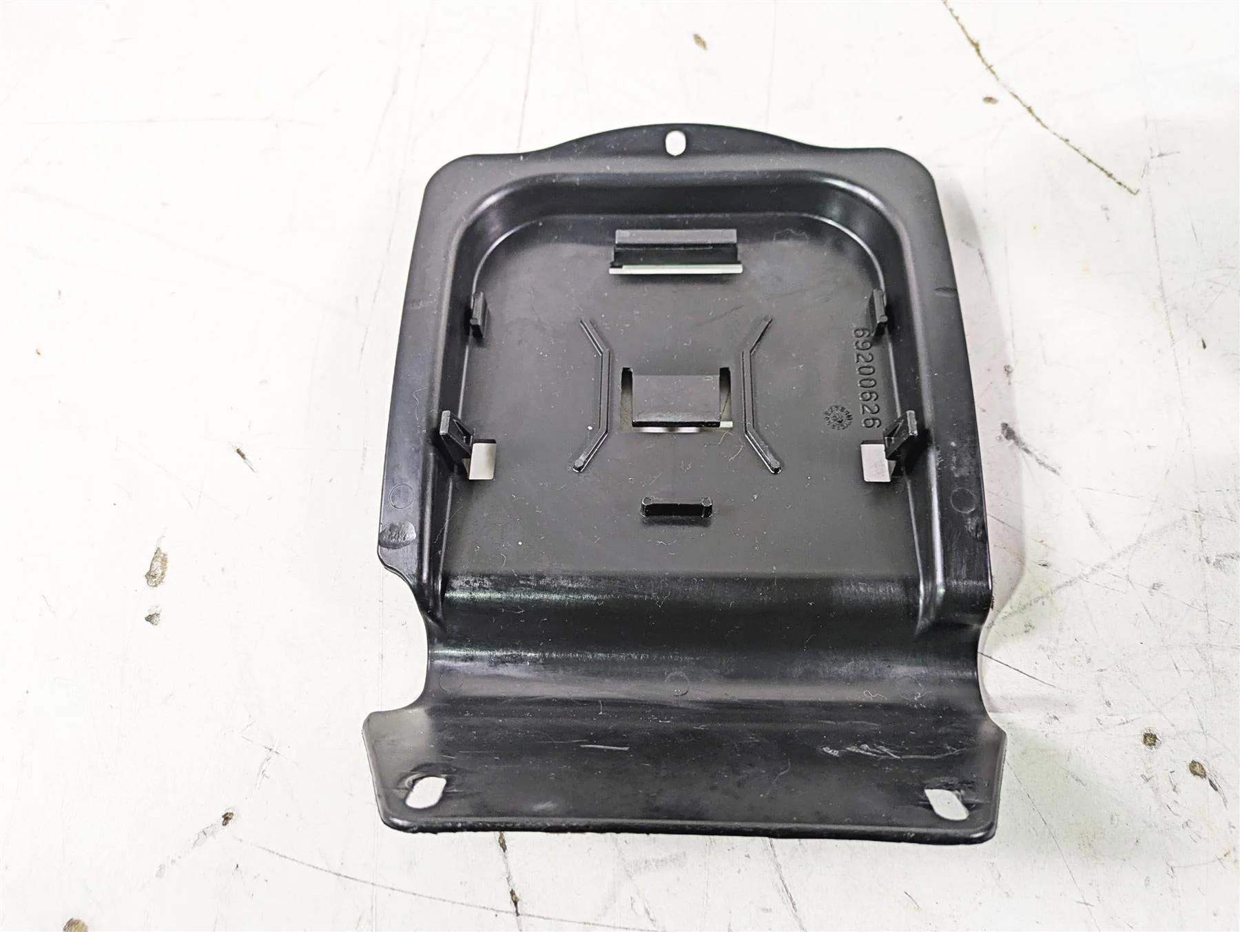2016 Harley FLSTC Softail Heritage Electric Holder Plastic Set 70354-11 - Image 5