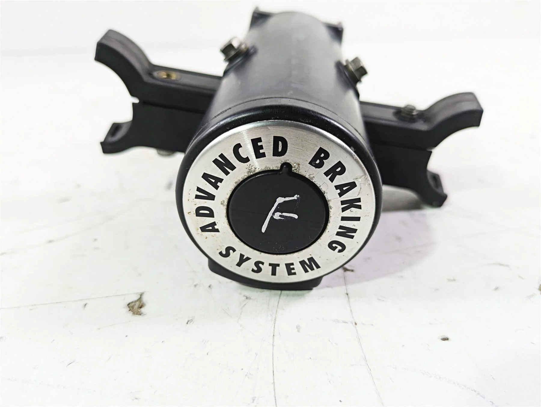 2016 Harley FLSTC Softail Heritage Front Abs Pump Module Unit 41100037 - Image 10