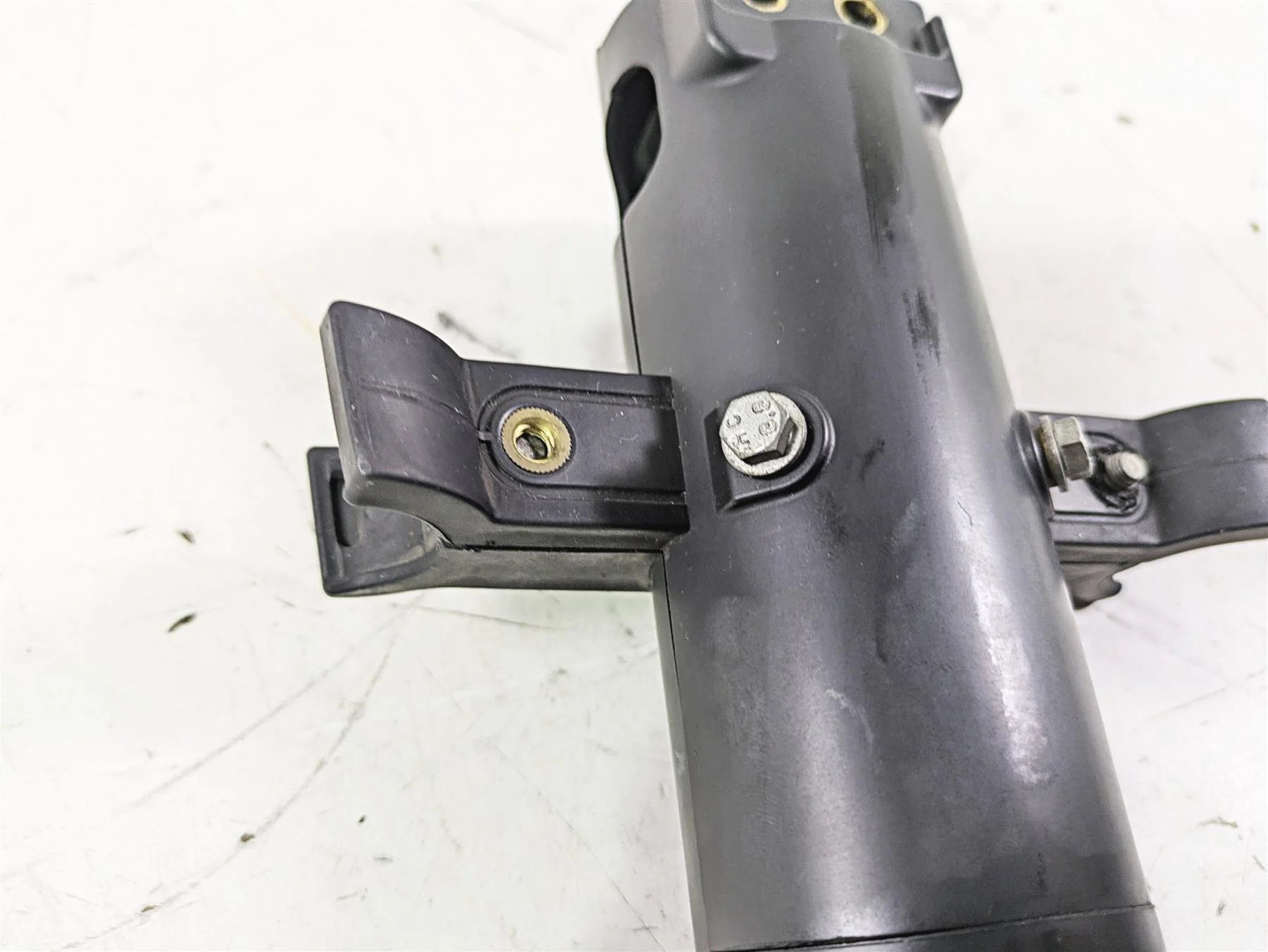 2016 Harley FLSTC Softail Heritage Front Abs Pump Module Unit 41100037 - Image 12