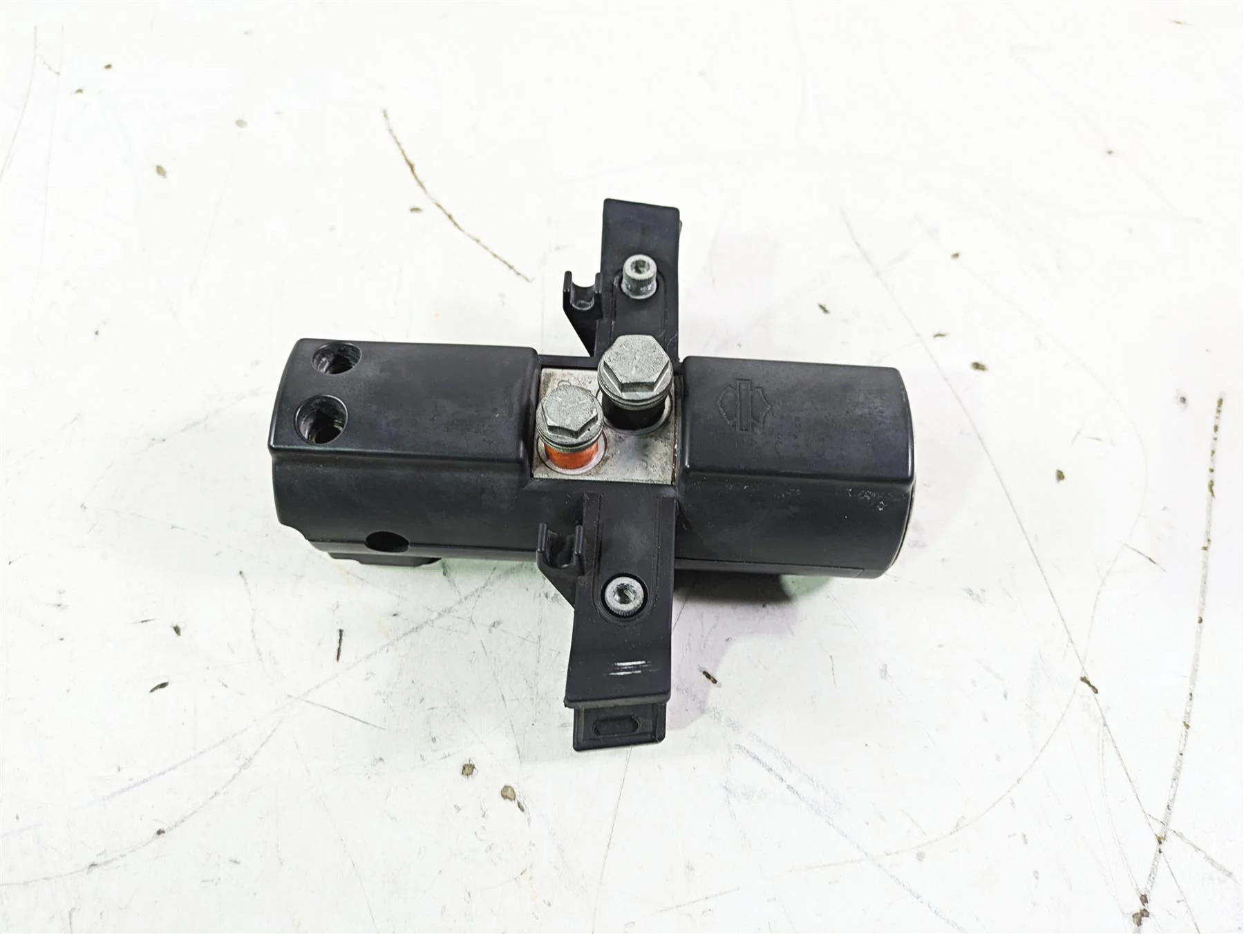 2016 Harley FLSTC Softail Heritage Front Abs Pump Module Unit 41100037 - Image 2