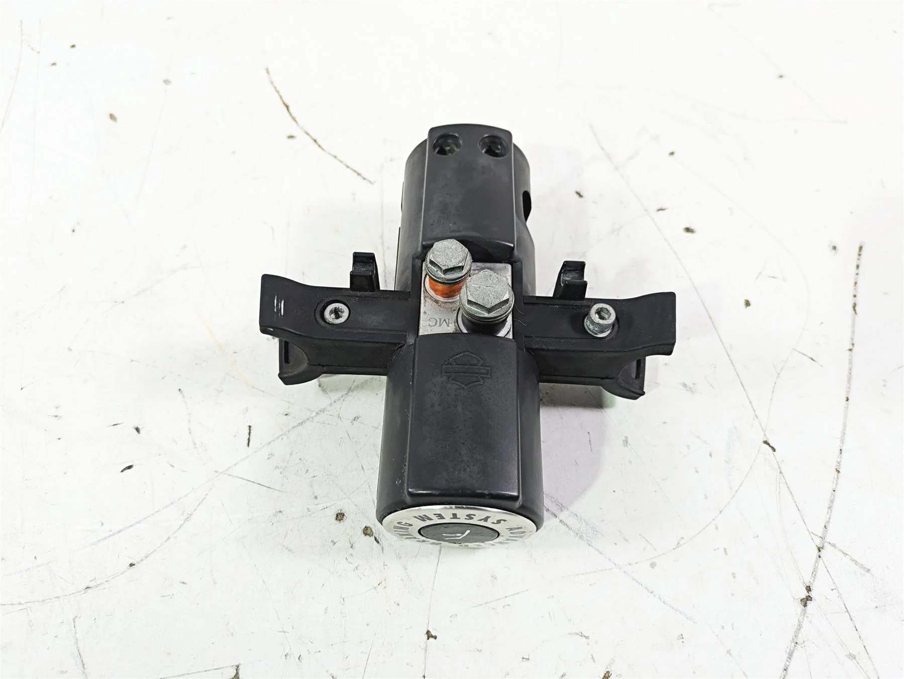 2016 Harley FLSTC Softail Heritage Front Abs Pump Module Unit 41100037 - Image 3