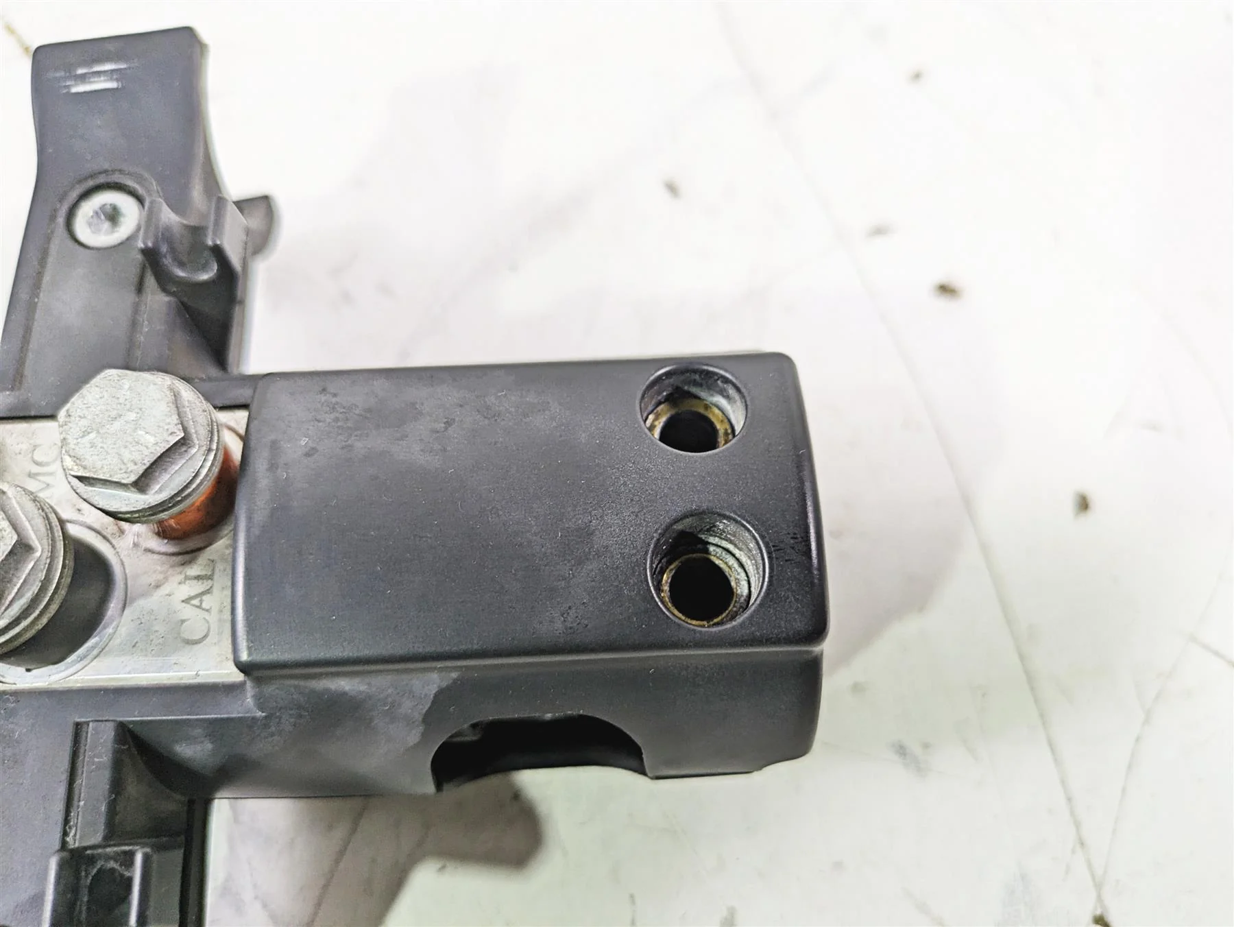 2016 Harley FLSTC Softail Heritage Front Abs Pump Module Unit 41100037 - Image 6