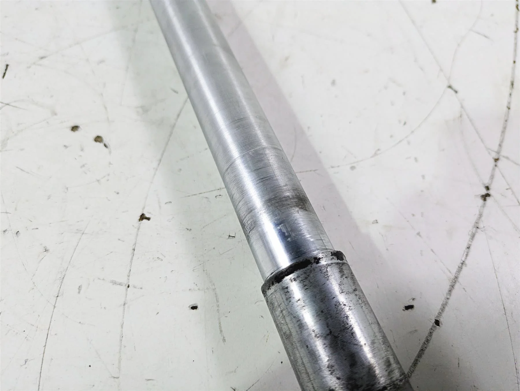 2016 Harley FLSTC Softail Heritage Front Axle Wheel Spindle 25mm 41545-07A - Image 7