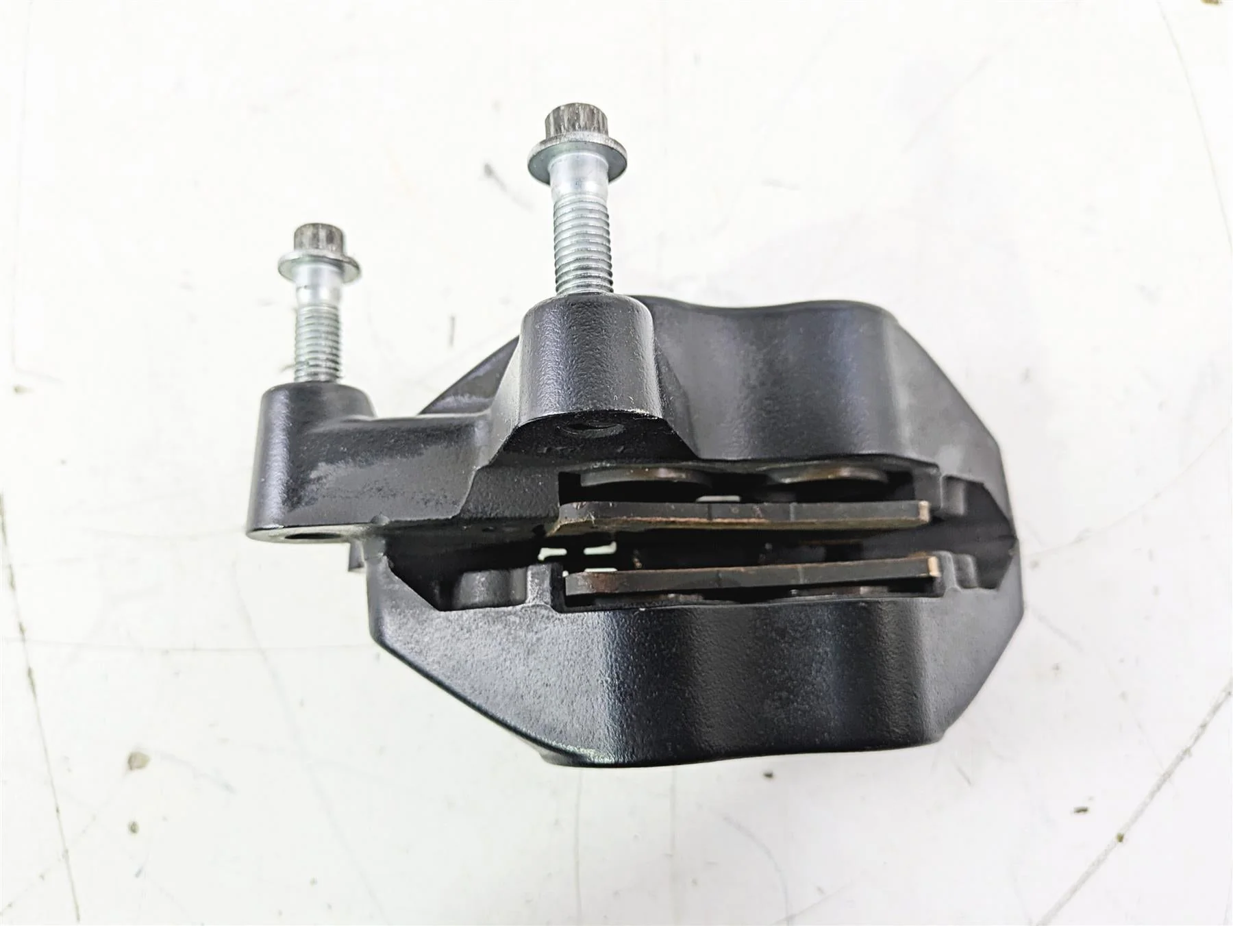 2016 Harley FLSTC Softail Heritage Front Brake Caliper Left Side 41300095 - Image 7